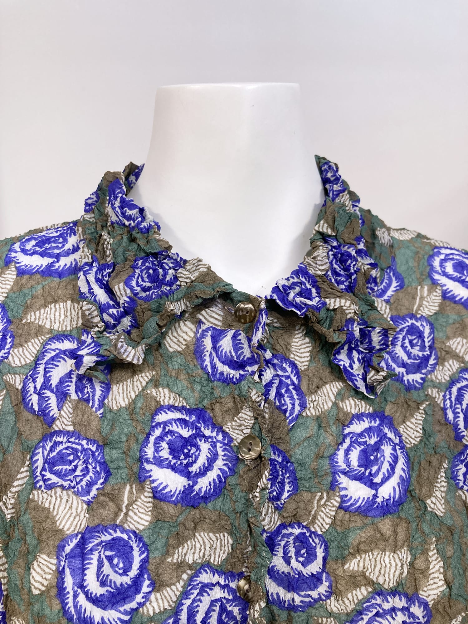 Wrinqle Inoue Pleats purple green brown wrinkled polyester rose pattern shirt