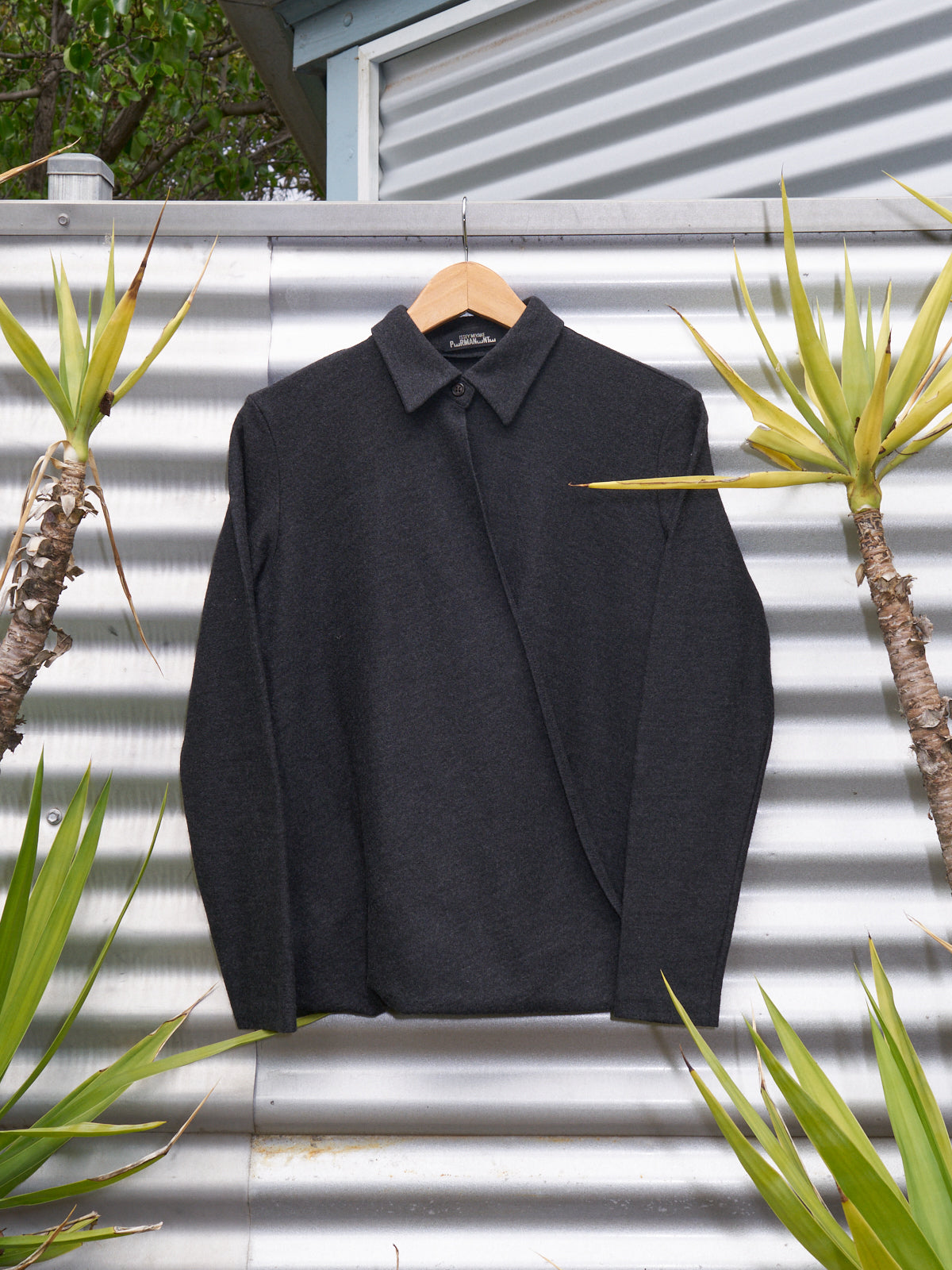 Permanente issey miyake 1980s grey wool jersey overlap shirt 