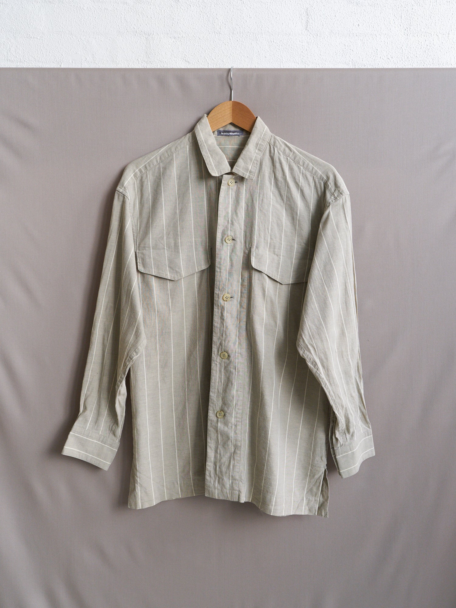 Issey Miyake Men 1980s grey beige linen stripe double pocket over shirt -  size M