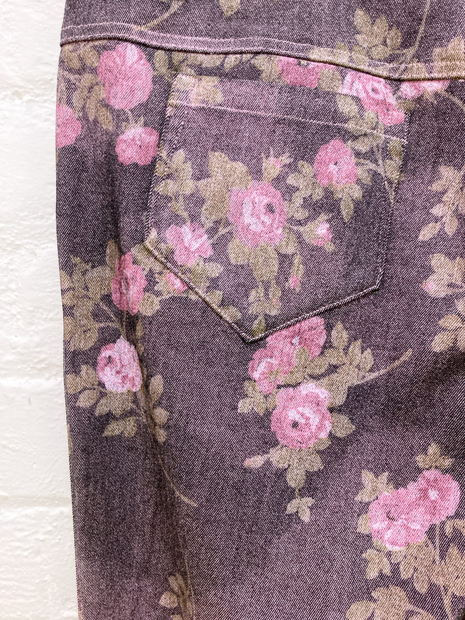 Evex by Krizia purple pink denim floral print trucker jacket jeans suit