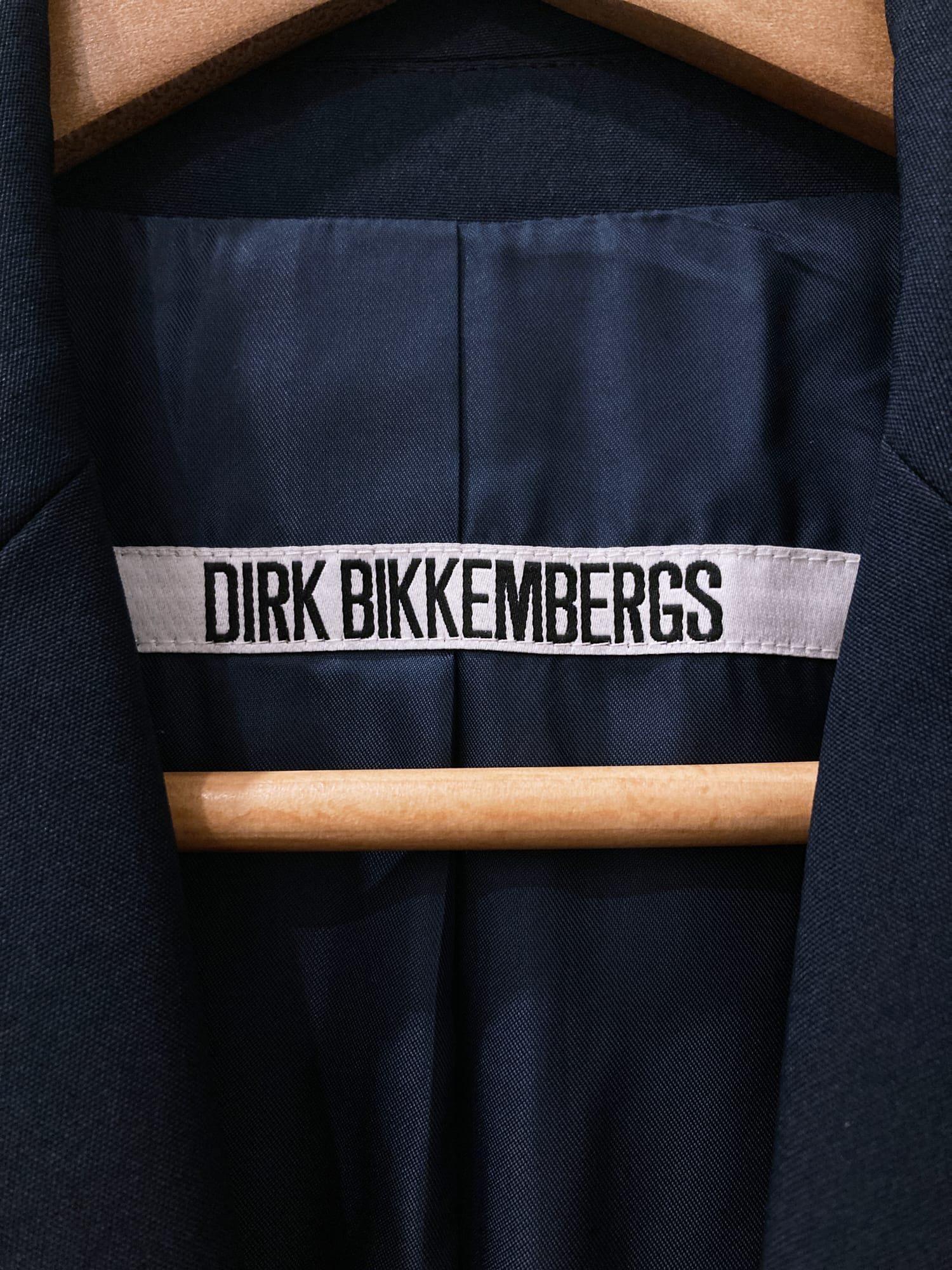 Dirk Bikkembergs 1990s petrol blue large peak lapel rubber button blazer