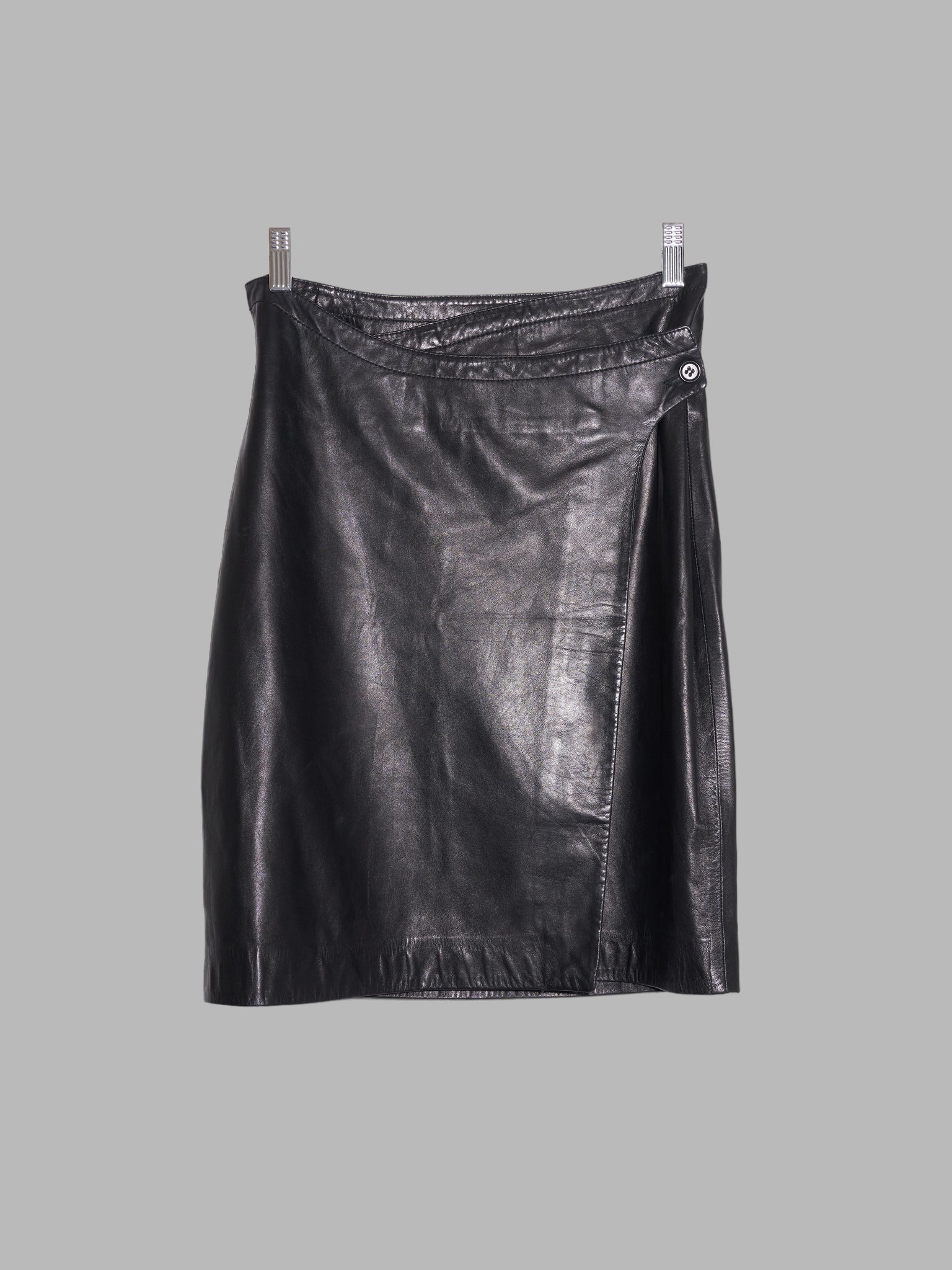 Dirk Bikkembergs 1990s 2000s black leather wrap skirt - size 42