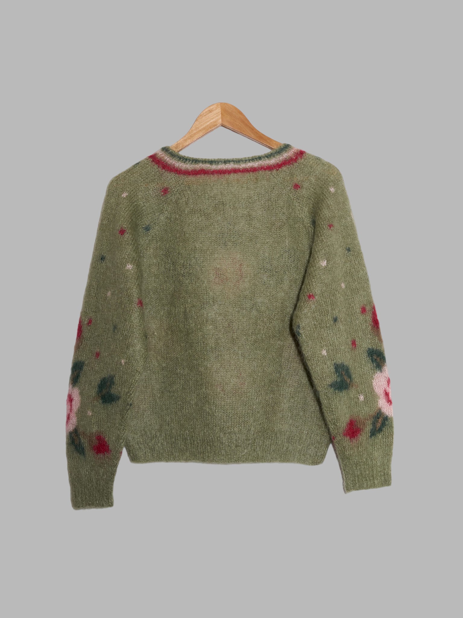 Vintage oversized green red floral pattern mohair-y jumper