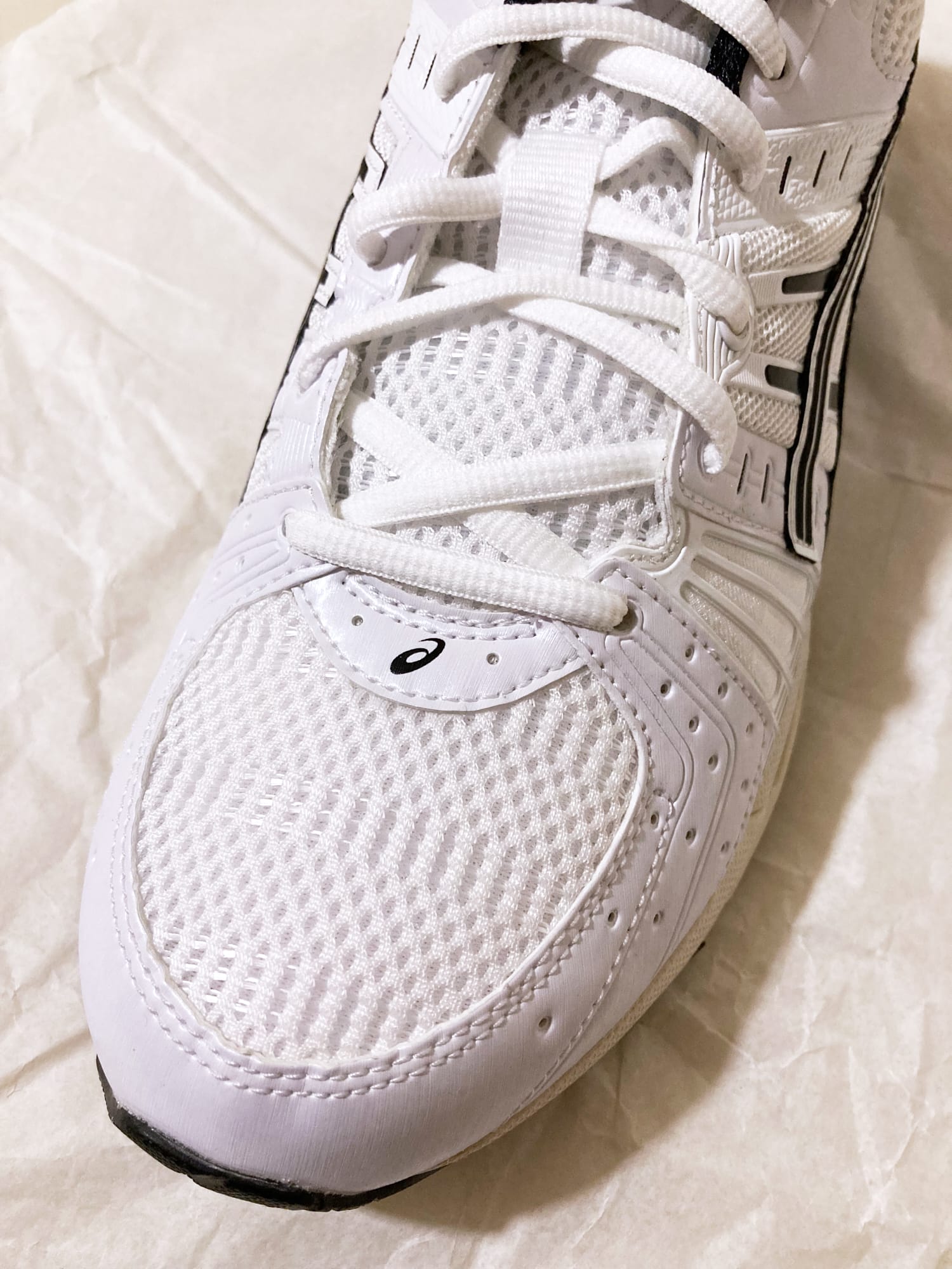 Asics Gel-Kinsei OG White Black sneakers - US mens size 9.5 EU 43.5