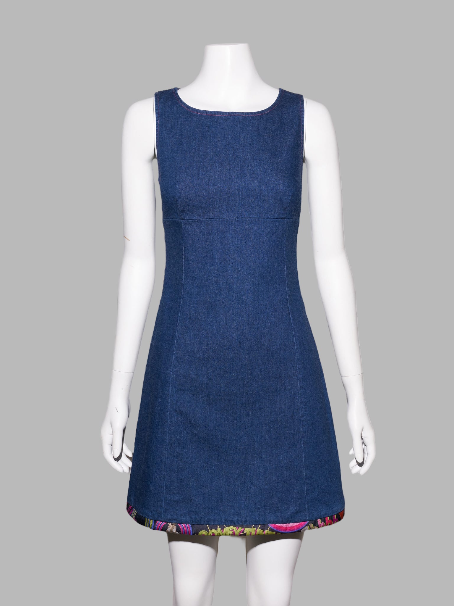 Iceberg History 2000 indigo denim mini dress with looney tunes trim Filter store Iceberg History 2000 indigo denim mini dress with looney tunes trim Filter store