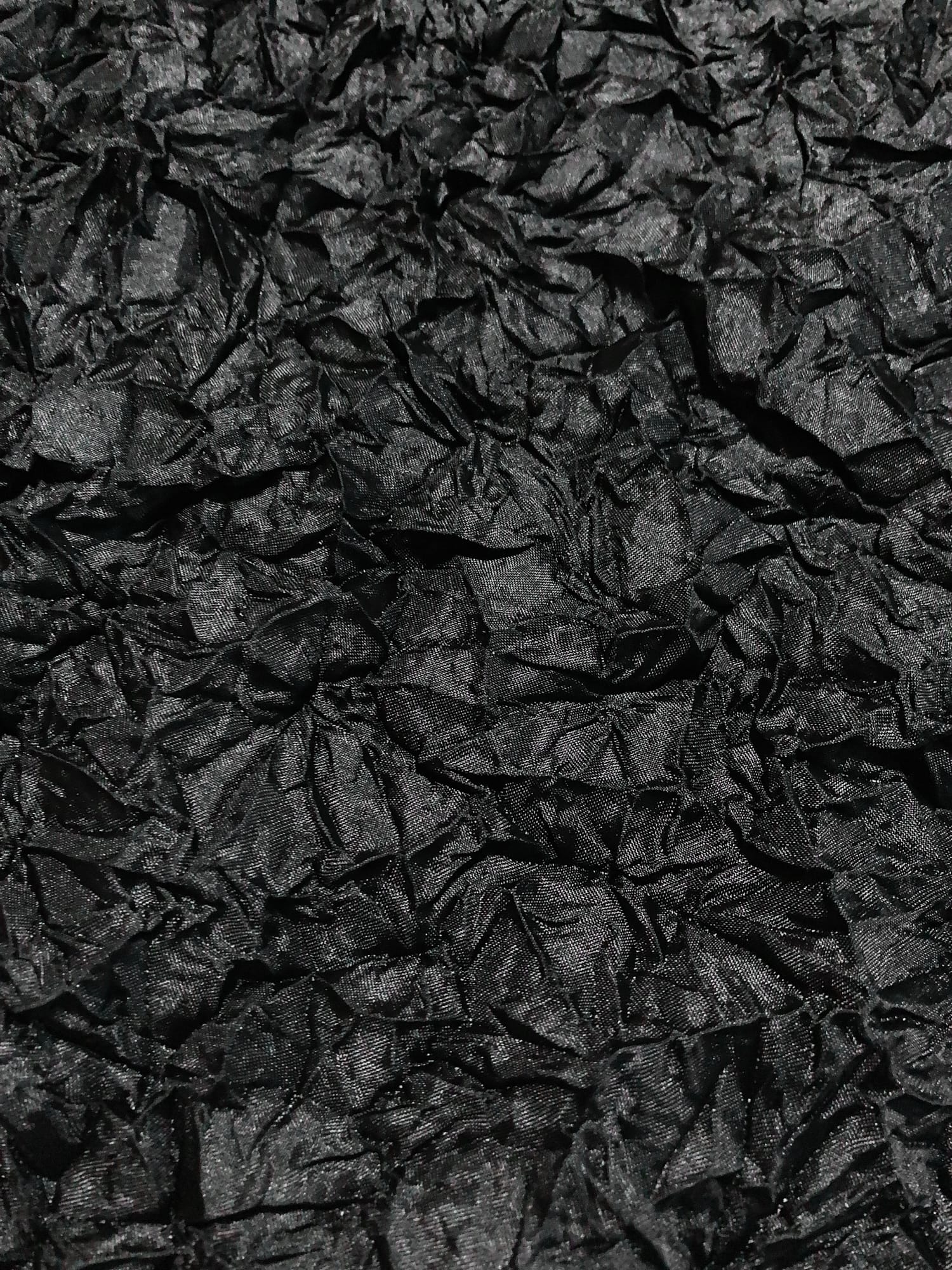 Wrinqle Inoue Pleats black wrinkled polyester mock neck t-shirt