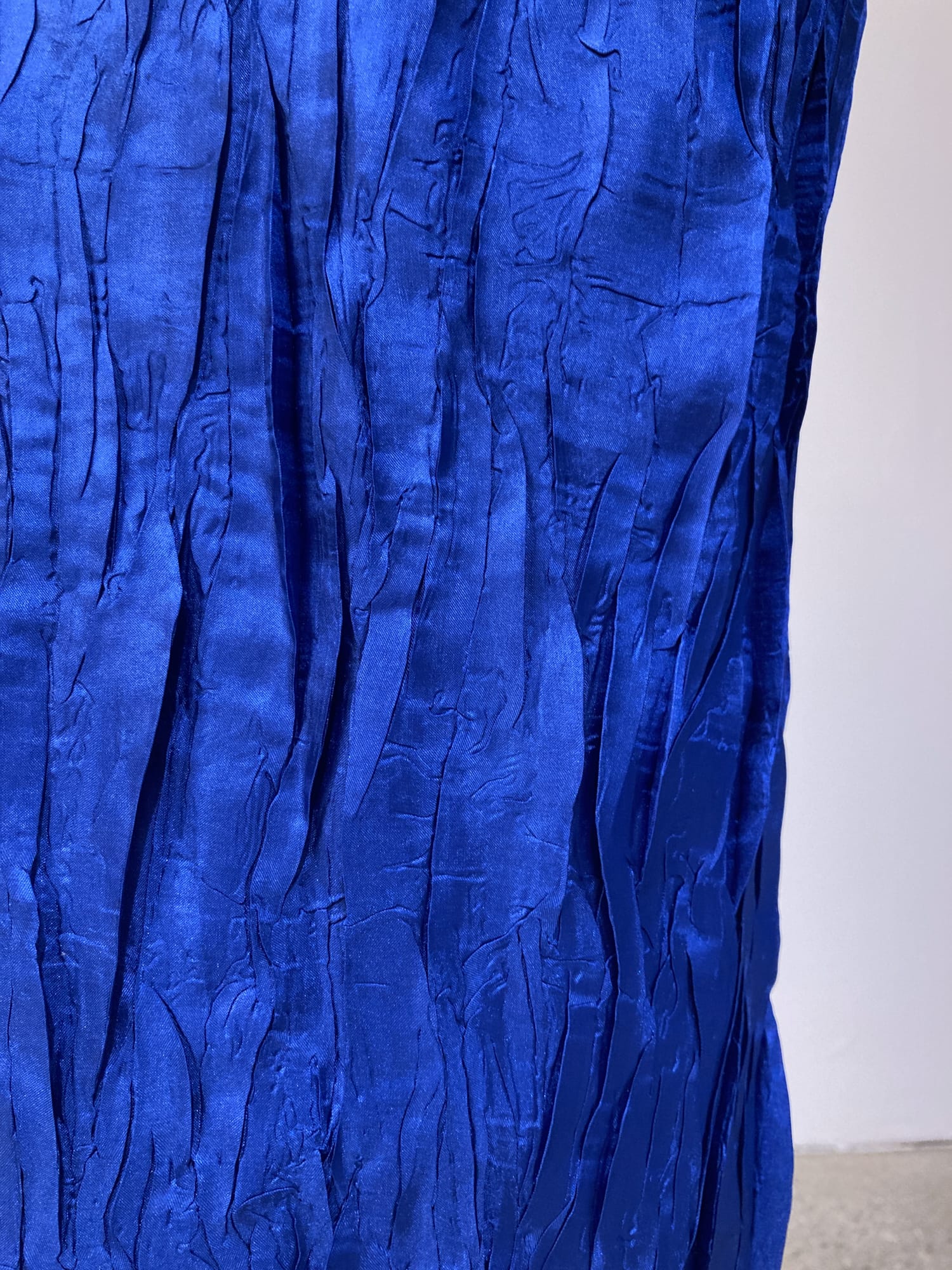 Wrinqle Inoue Pleats reversible blue beige wrinkled poly elastic waist skirt