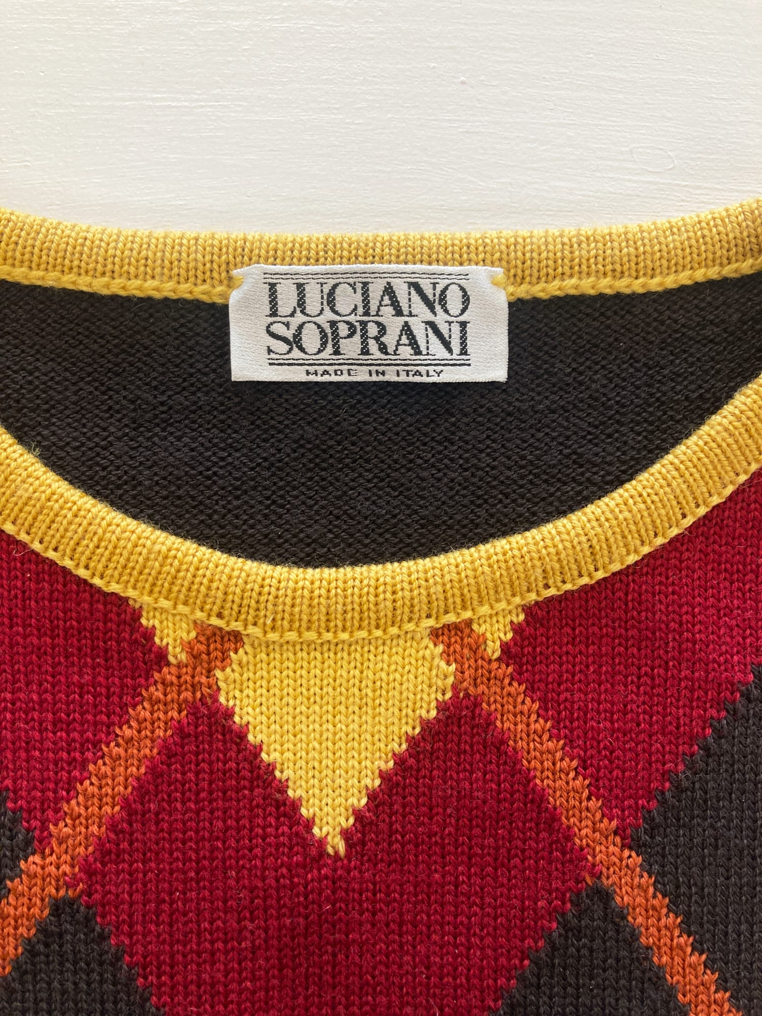 Luciano Soprani brown red yellow argyle knitted wool sweater vest - sz 42 IT