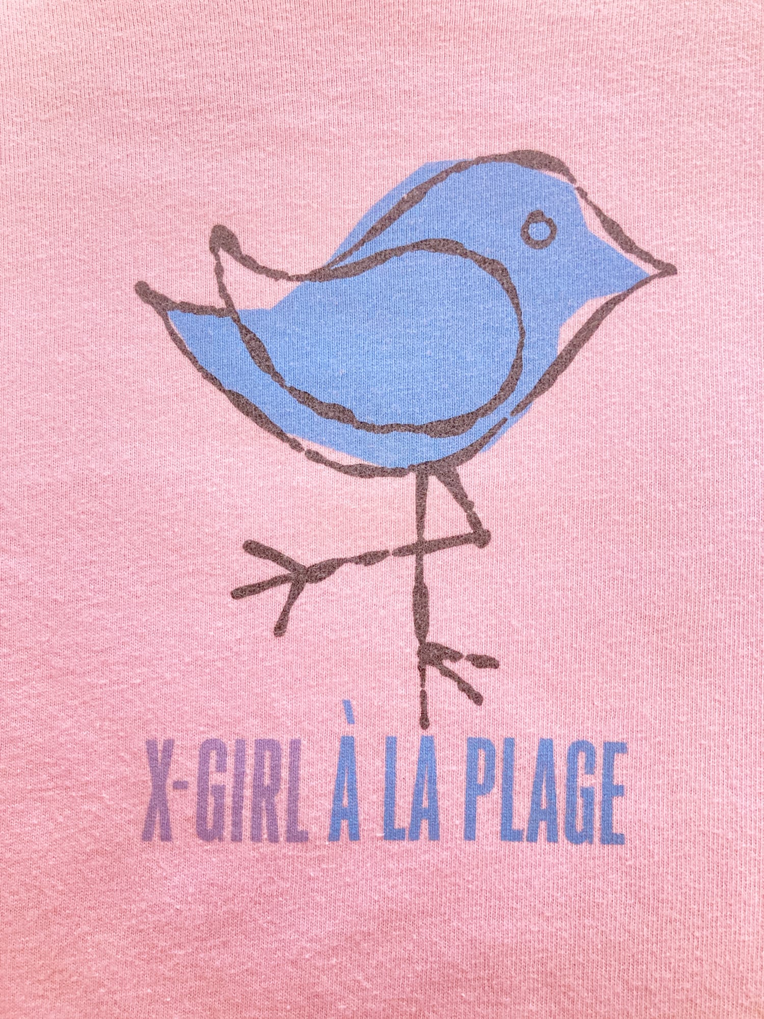 X-Girl Kim Gordon Daisy von Furth 1996 Mike Mills pink ‘A LA PLAGE’ bird t-shirt