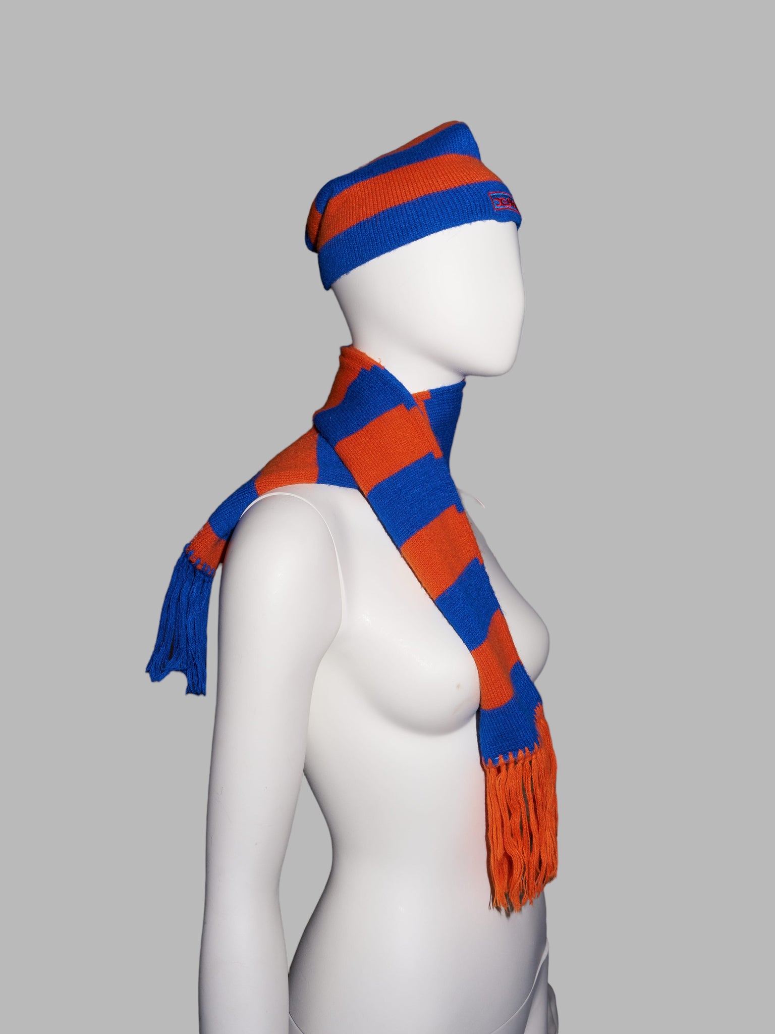 X-Girl Kim Gordon 1990s blue orange striped knit beanie with matching scarf