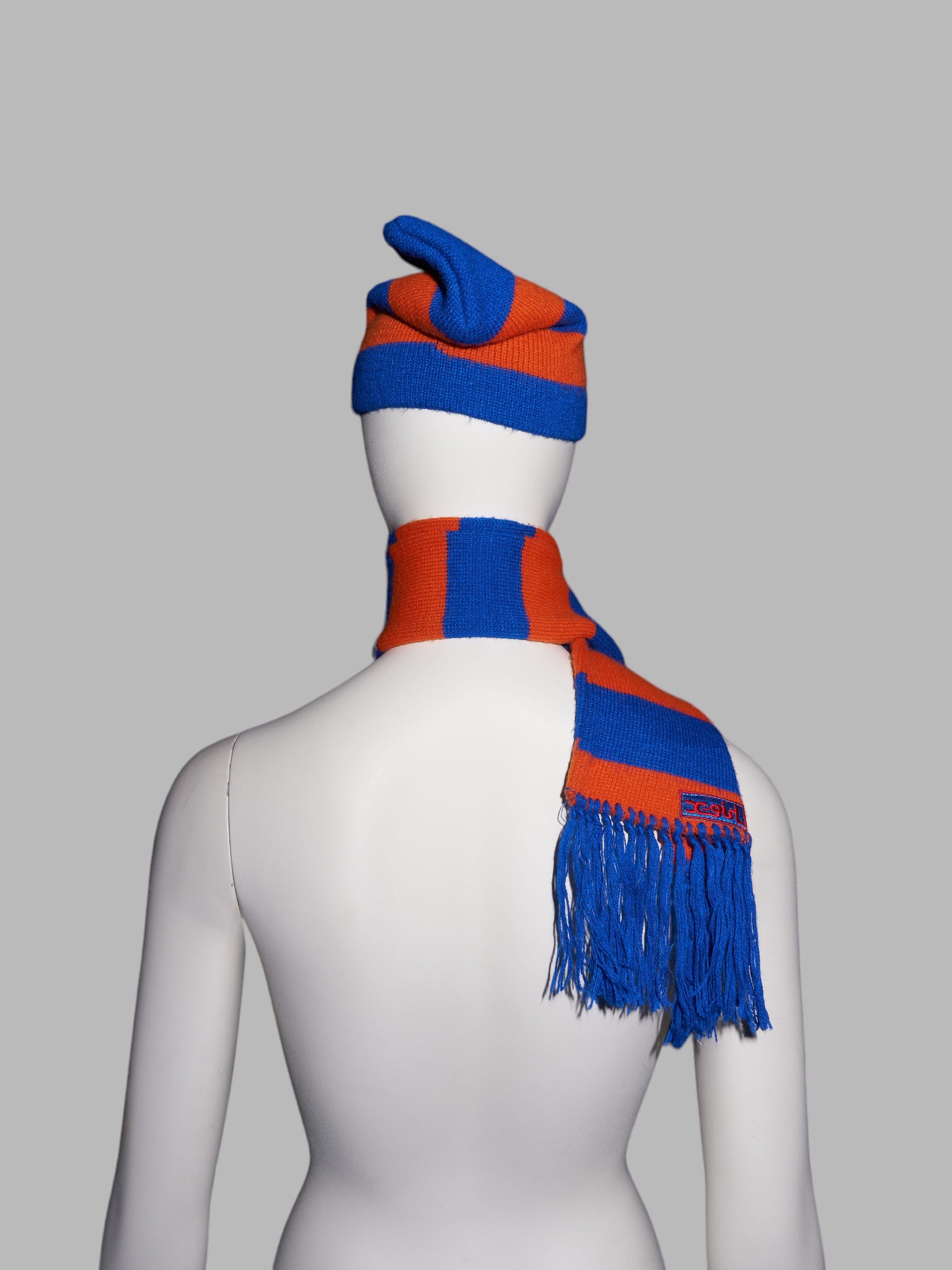 X-Girl Kim Gordon 1990s blue orange striped knit beanie with matching scarf