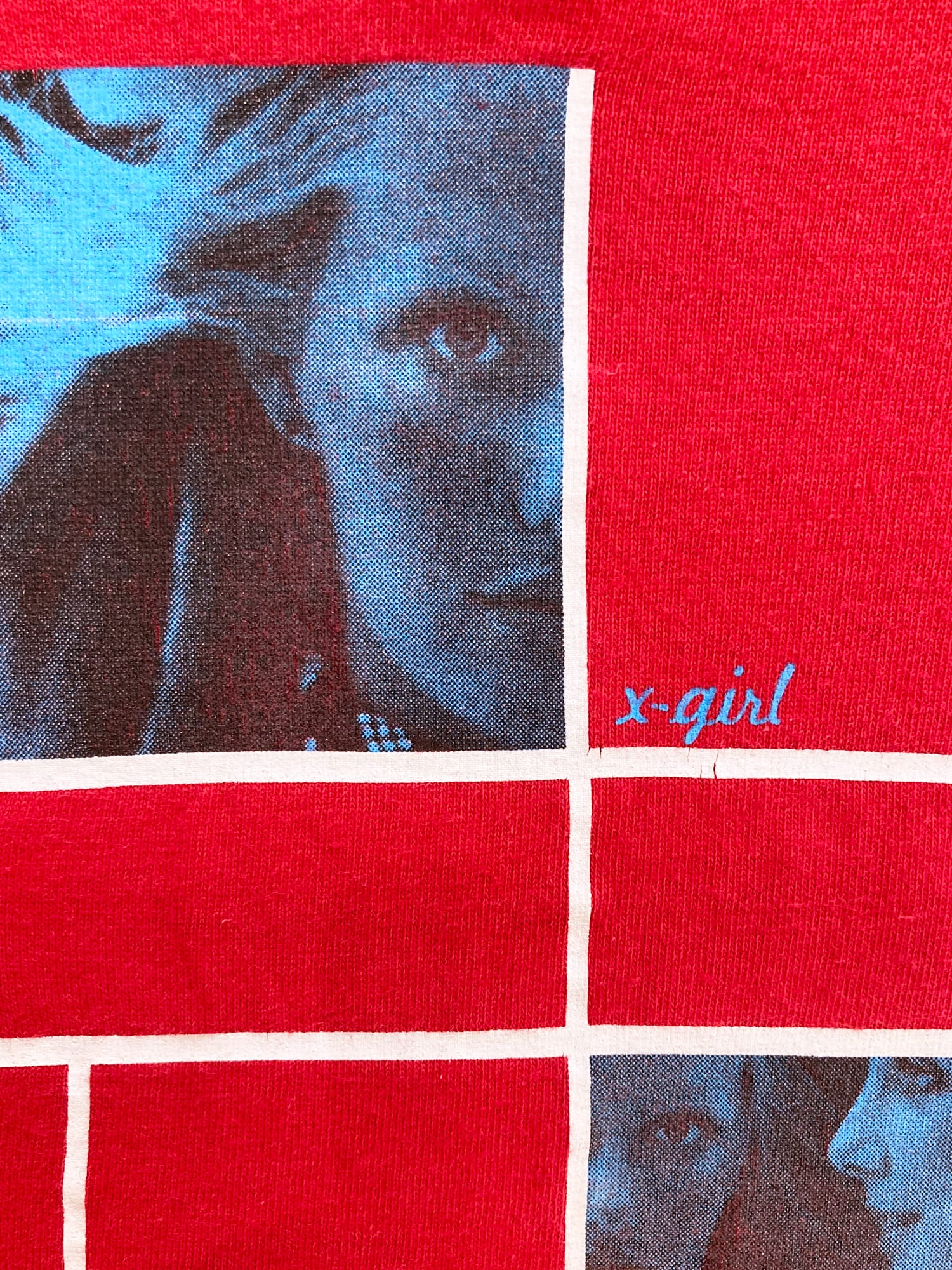 X-Girl Kim Gordon Daisy von Furth 1990s red cotton face graphic logo baby tee