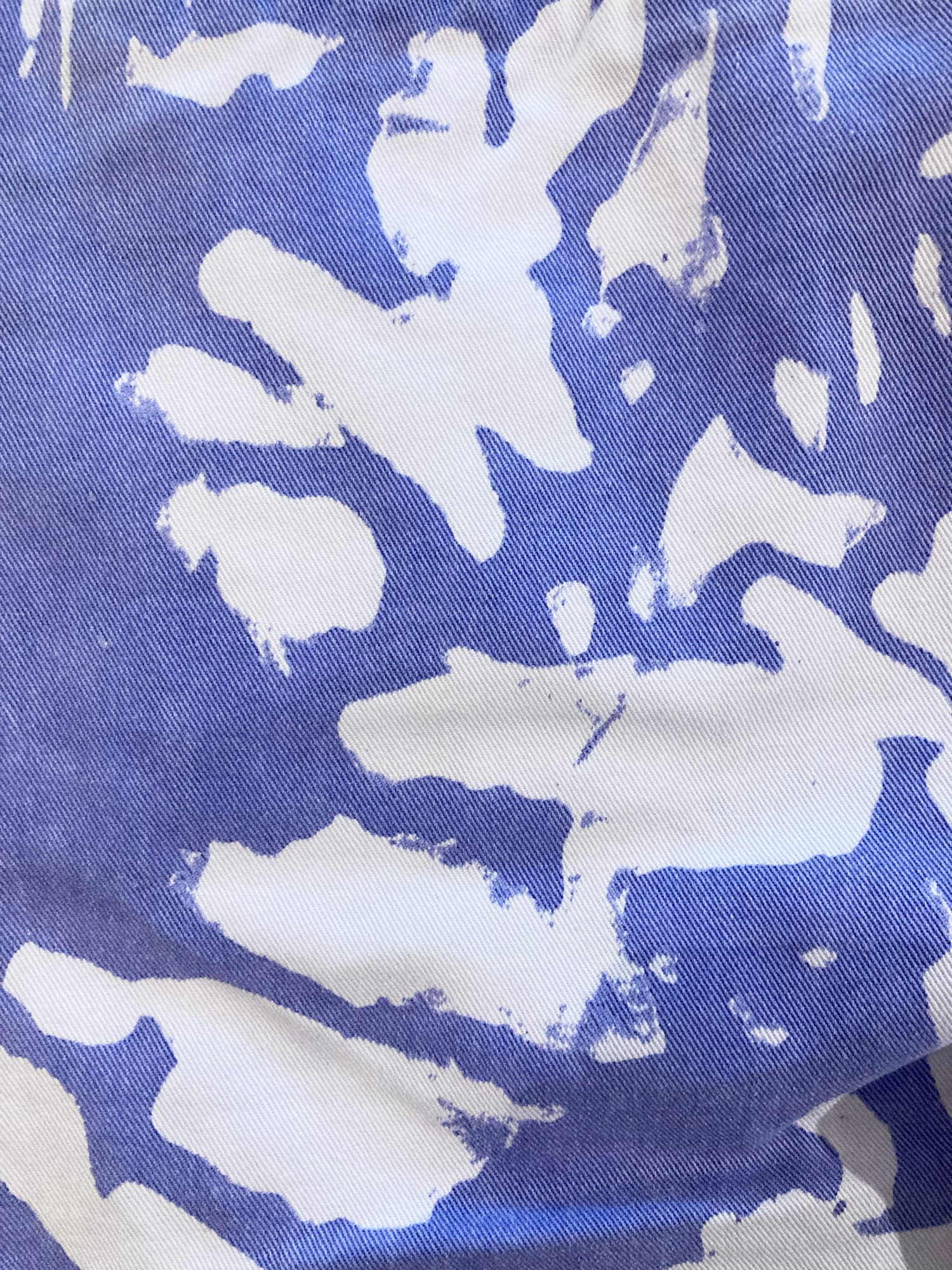 Eley Kishimoto blue cotton splotch print shorts