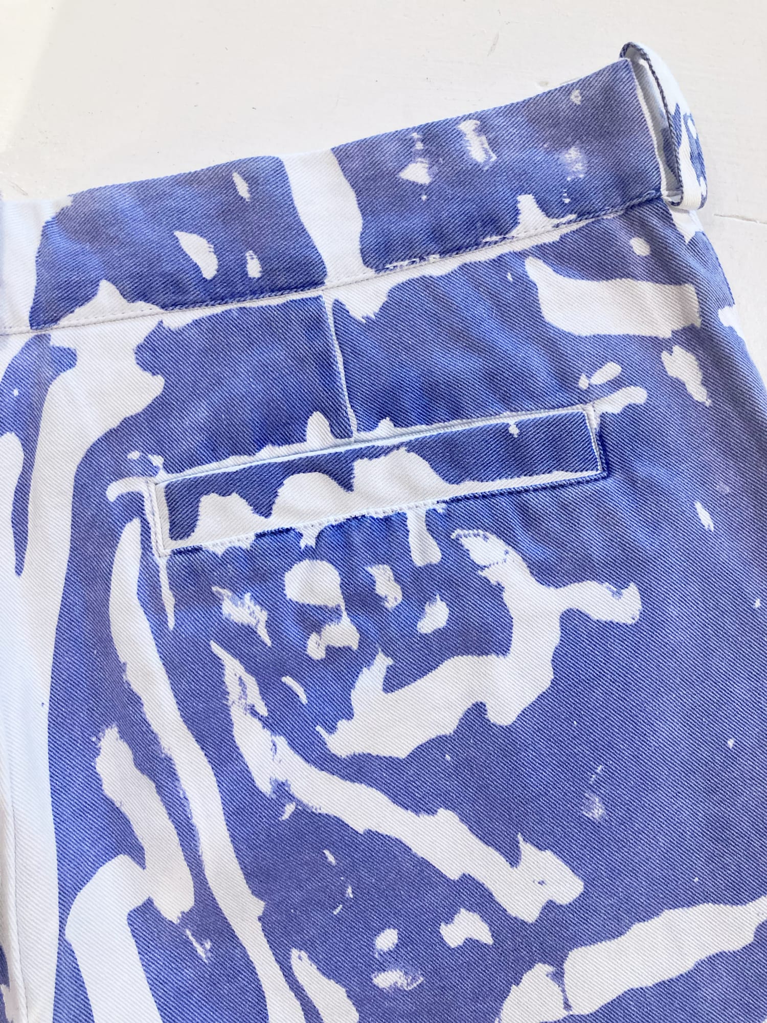 Eley Kishimoto blue cotton splotch print shorts