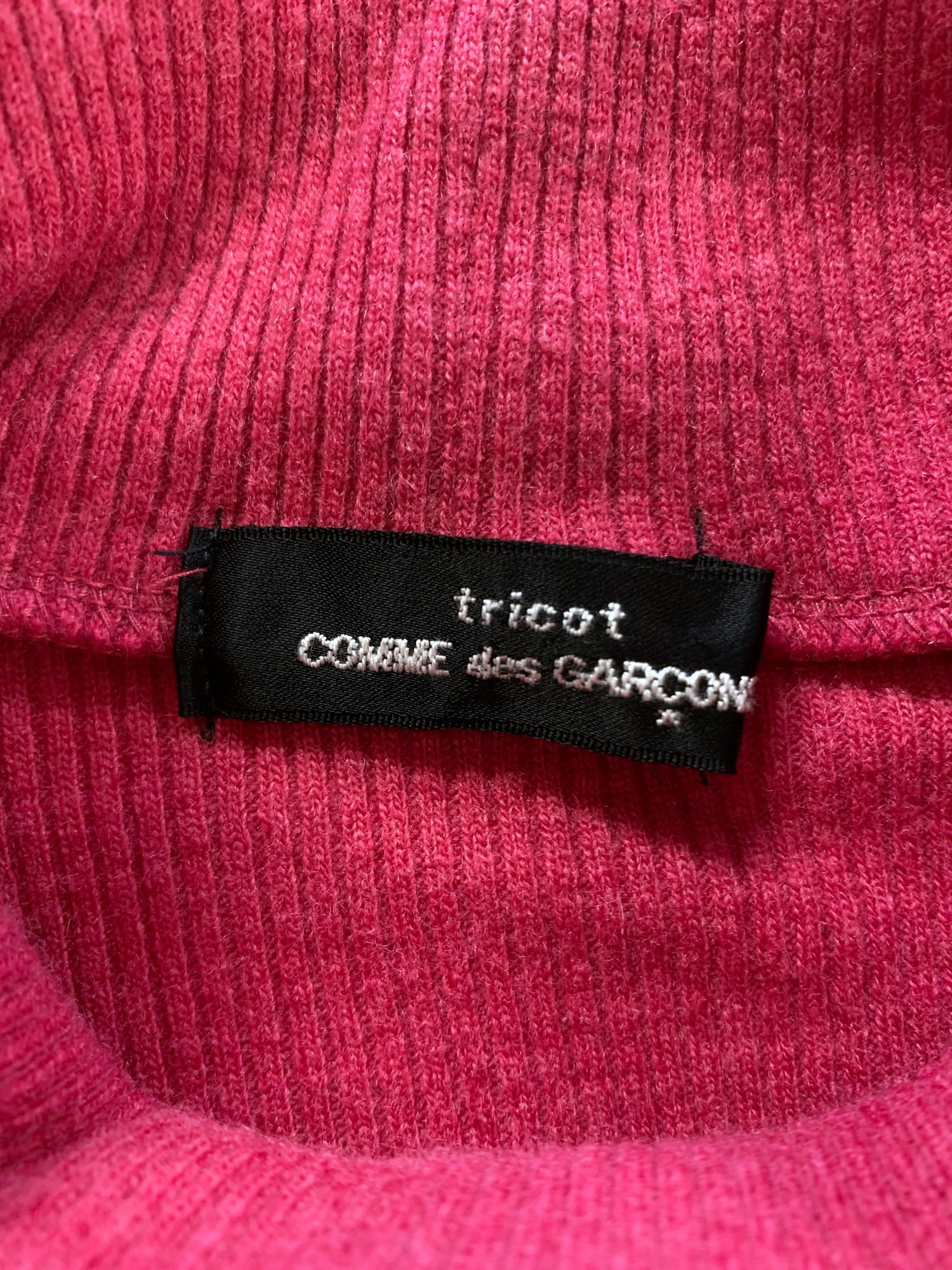Tricot Comme des Garcons Junya Watanabe winter 1995 pink wool mock neck sweater