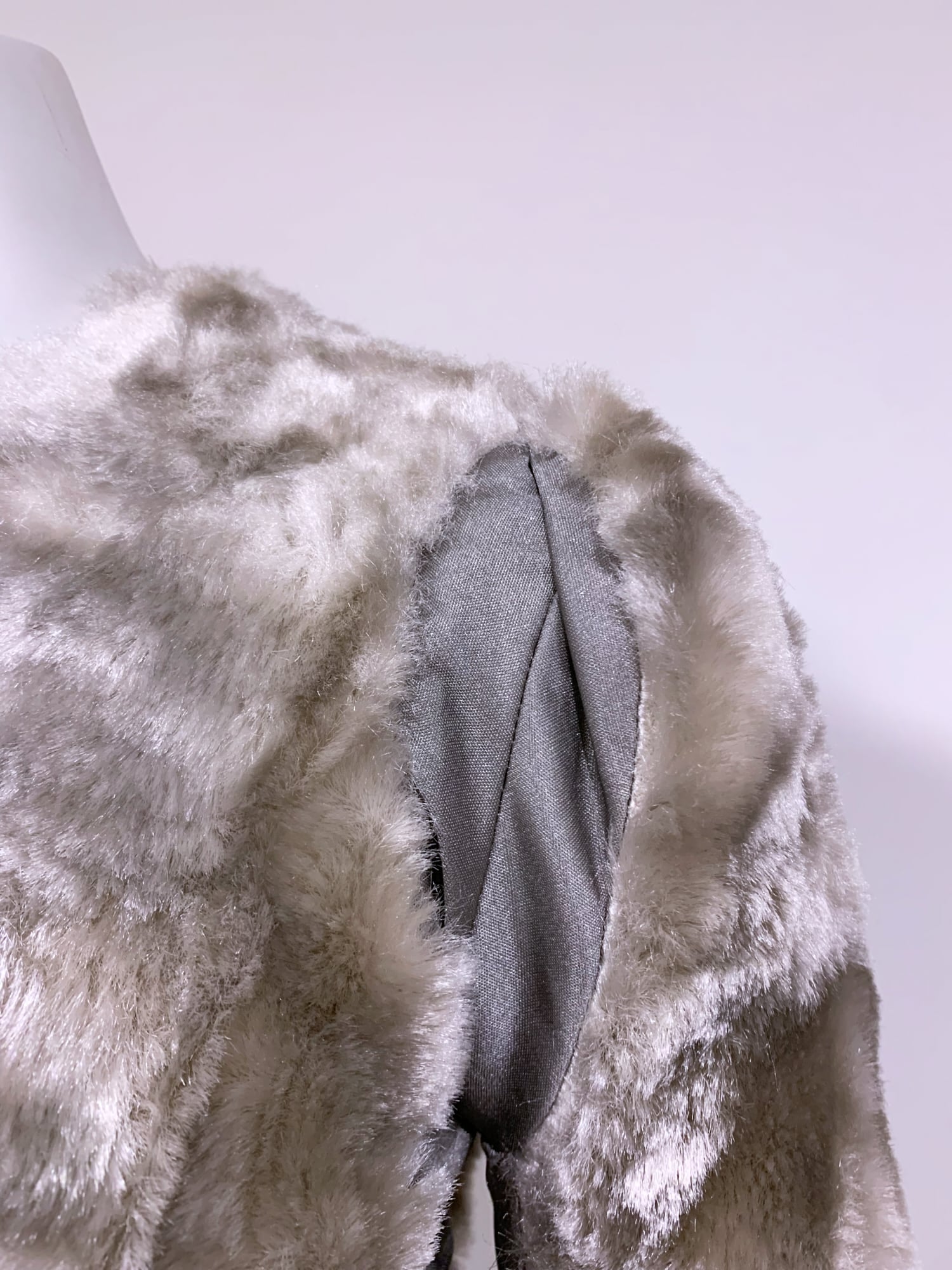 Junya Watanabe winter 1995 cropped silver faux fur jacket with knit fabric panels