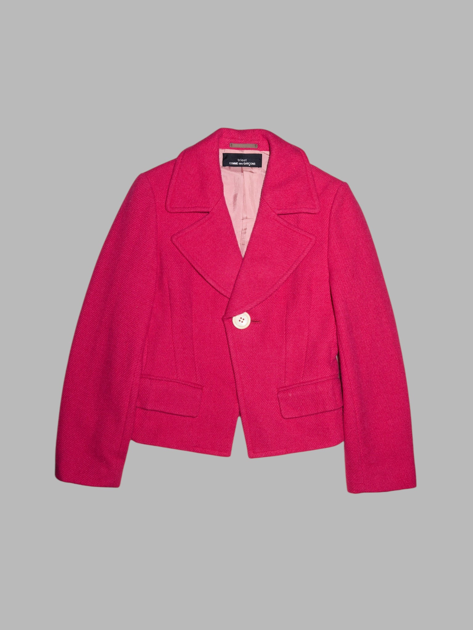 Tricot Comme des Garcons Junya Watanabe winter 1995 pink wool one button jacket