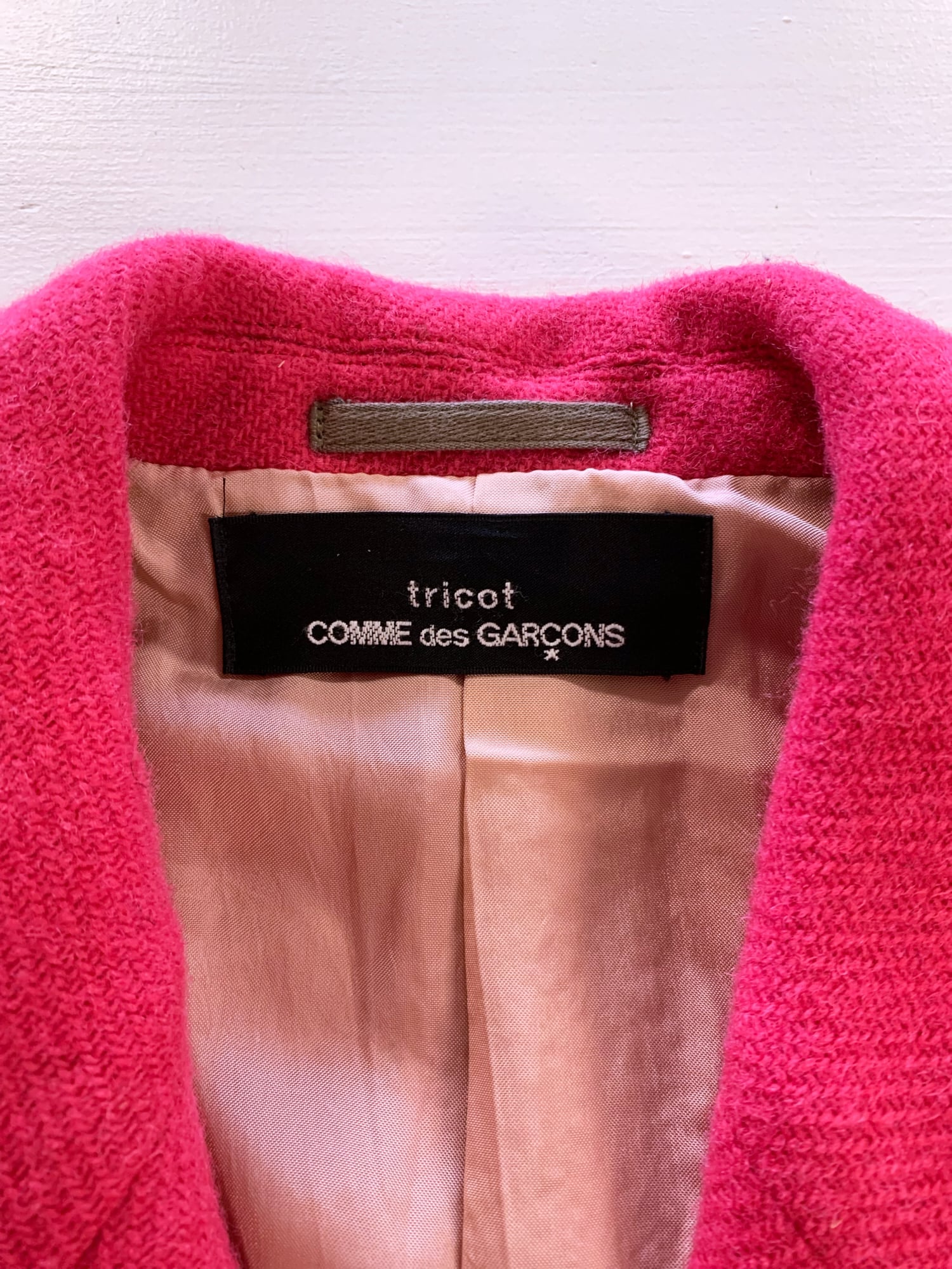Tricot Comme des Garcons Junya Watanabe winter 1995 pink wool one button jacket