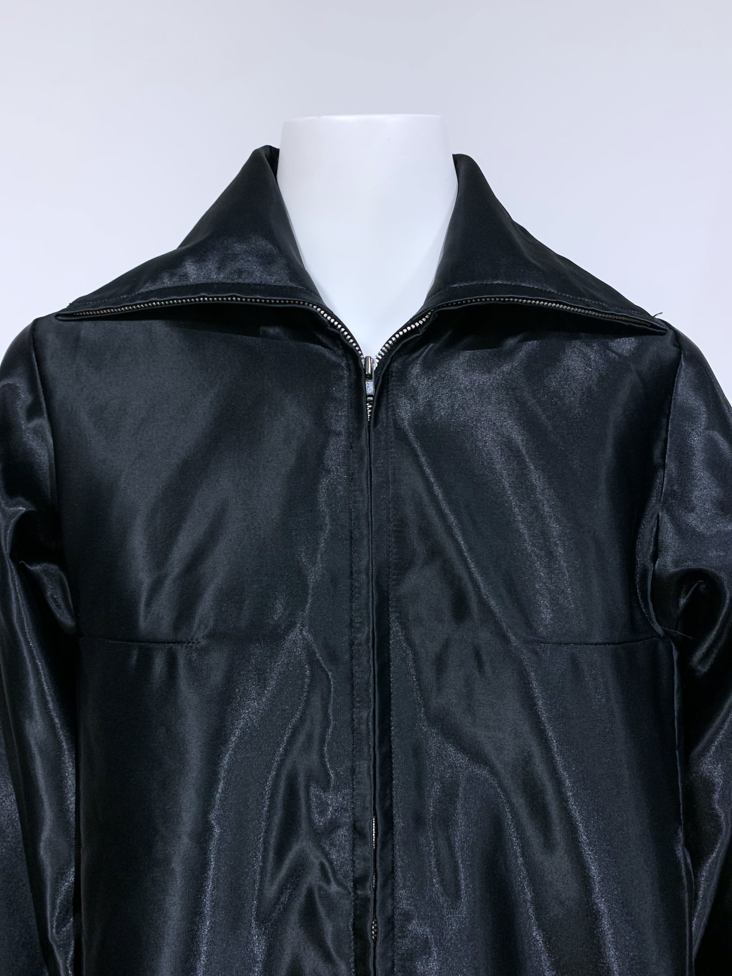Junya Watanabe winter 1995 shiny black nylon zipped coat – Filter