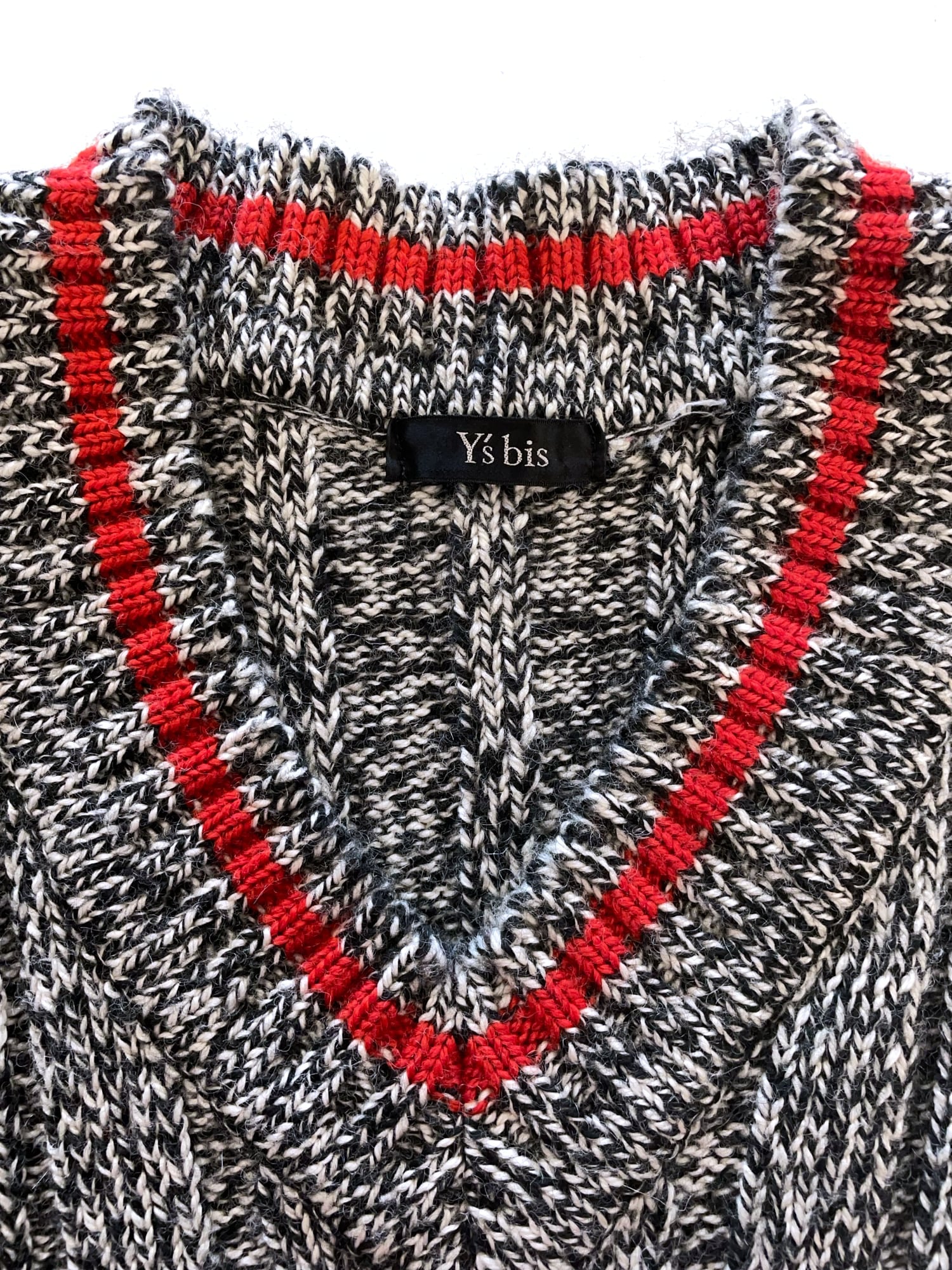 Y’s bis Yohji Yamamoto black white heathered wool rib red accent v-neck jumper