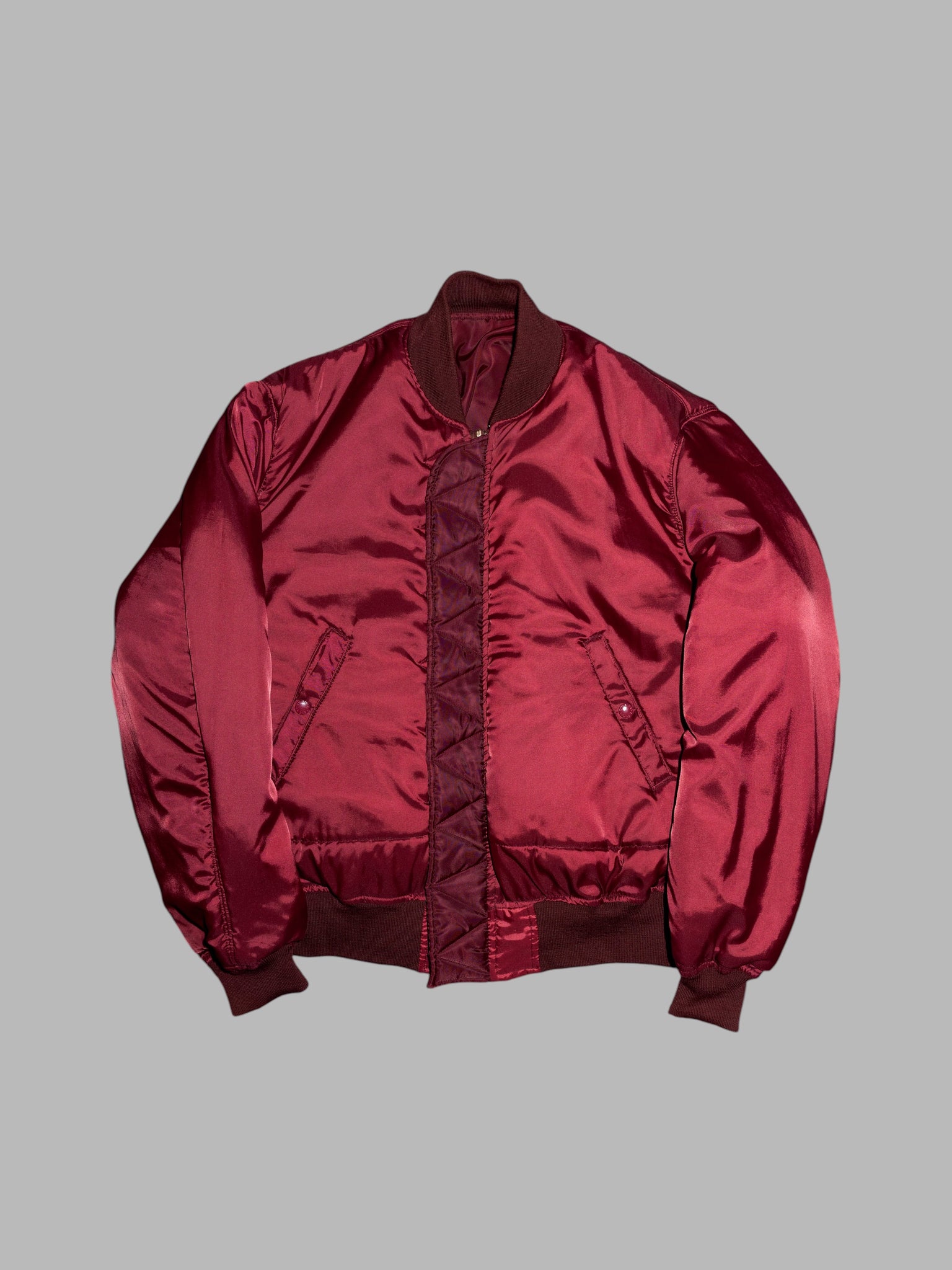 Men’s Ba-tsu 1980s padded reversible burgundy nylon MA-1 bomber jacket ...