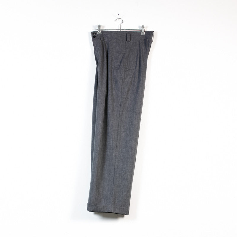 wide leg trousers