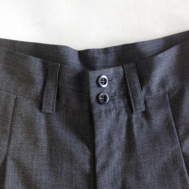 wide leg trousers