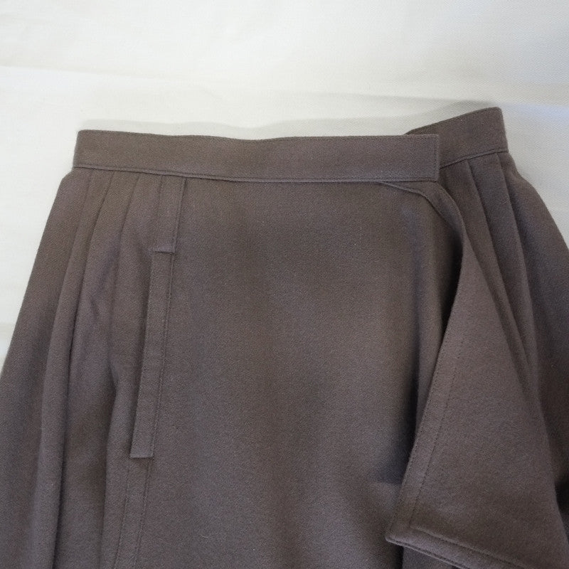pleated flap skirt