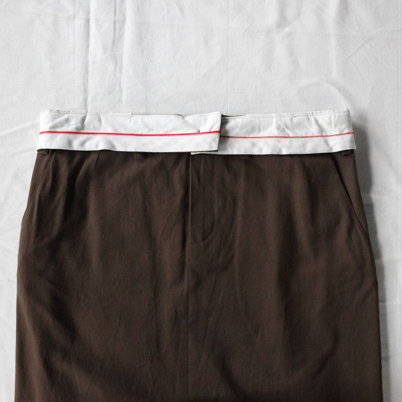 exposed waistband mini skirt