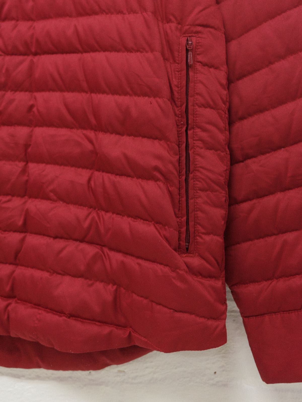 Issey Miyake red polyester quilted packable puffer shirt jacket - mens M S