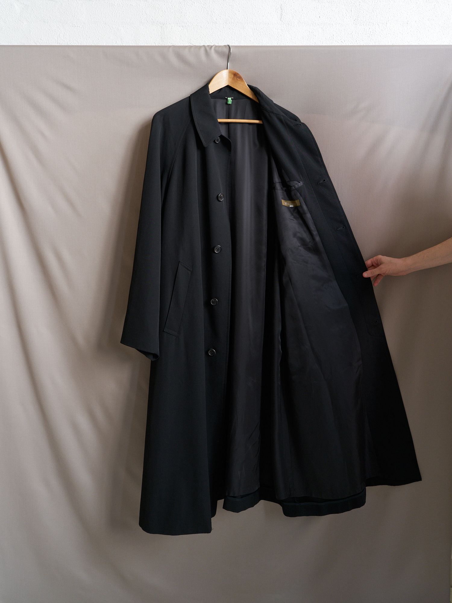 Y's for men black wool gabardine covered placket coat - 1990s