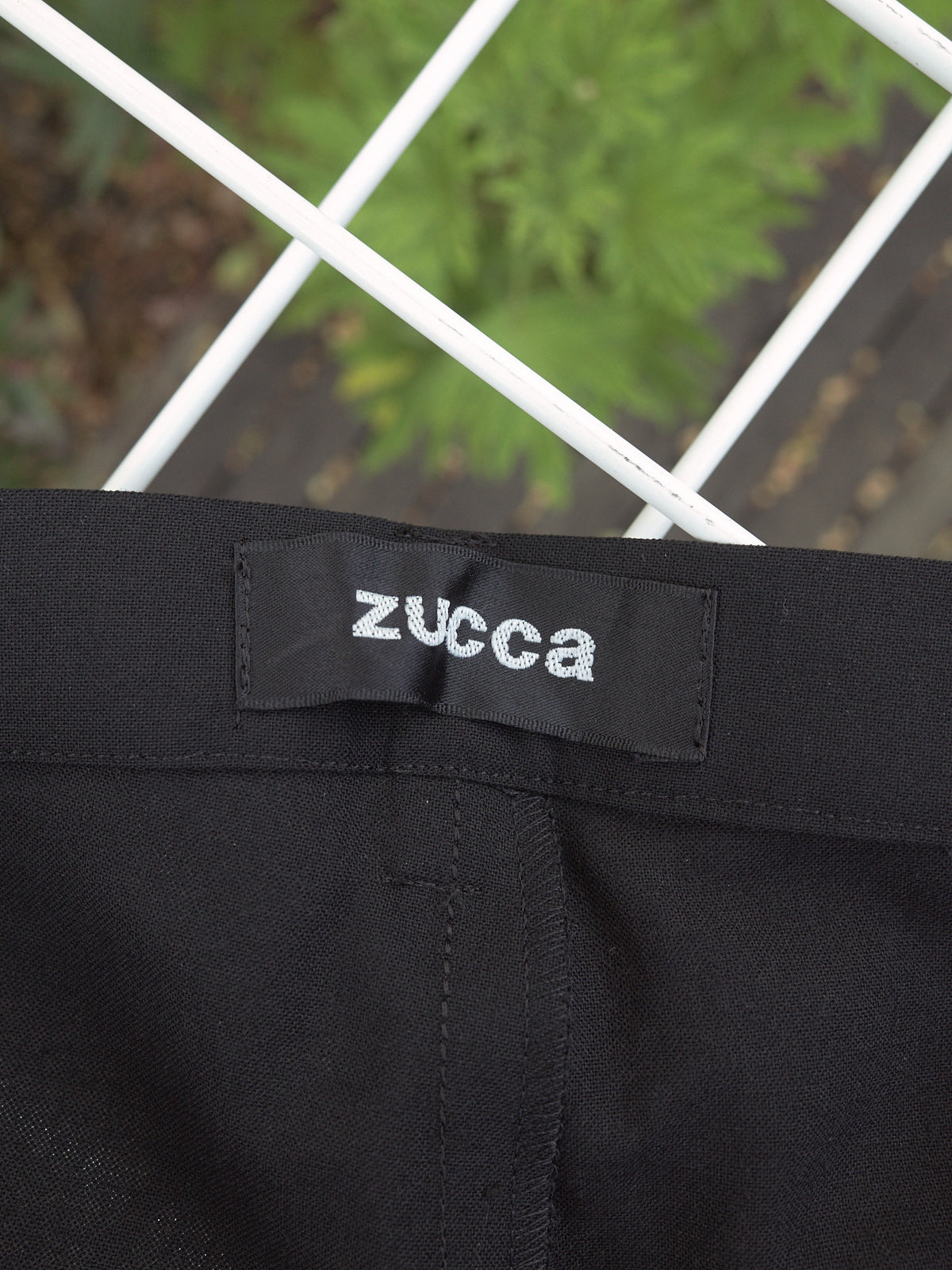 Zucca black wool blend (very) cropped pants - womens M S