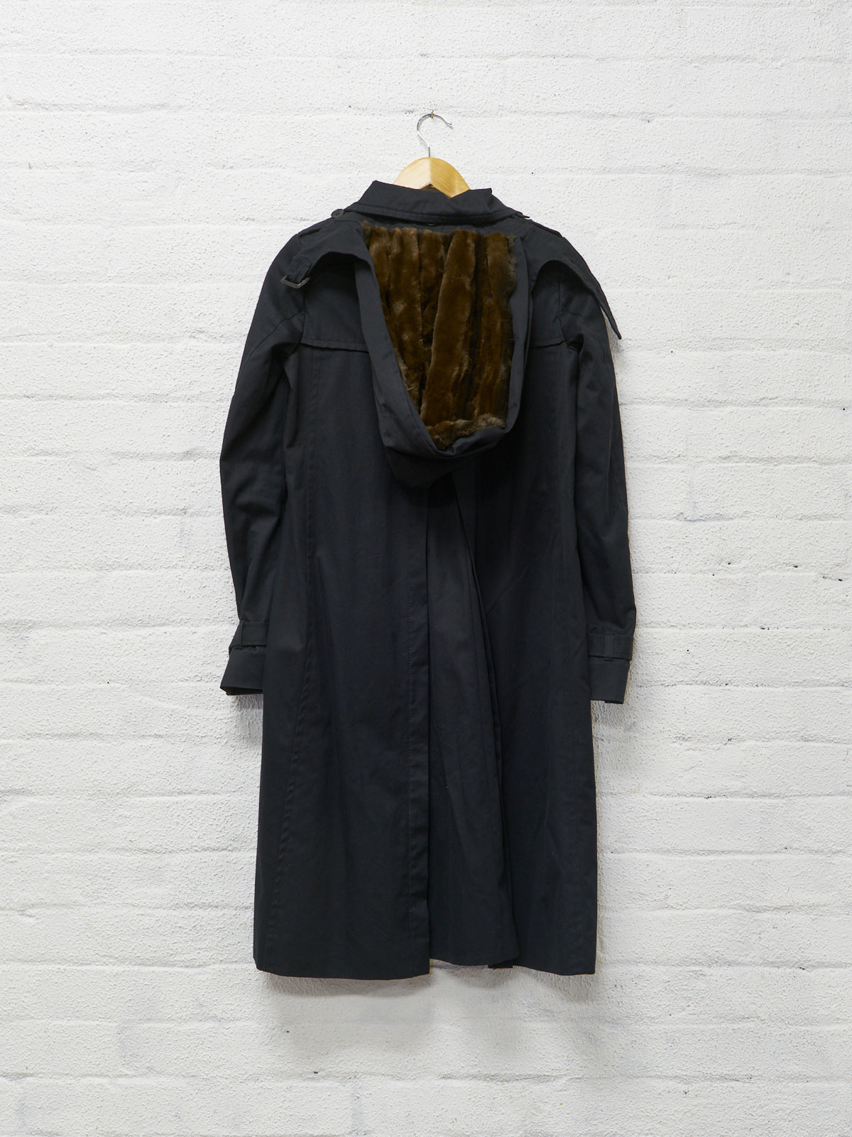 Veronique Branquinho washed black cotton detachable fur hood coat - womens 36