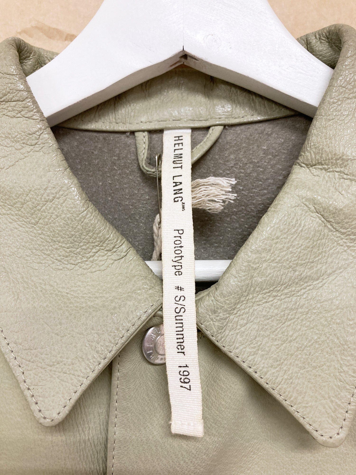 Helmut lang SS1997 prototype beige leather cut off trucker jacket 