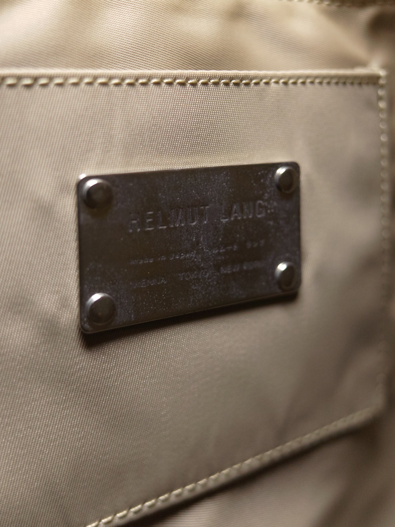 Helmut Lang 1990s-2000s beige nylon twill shoulder bag