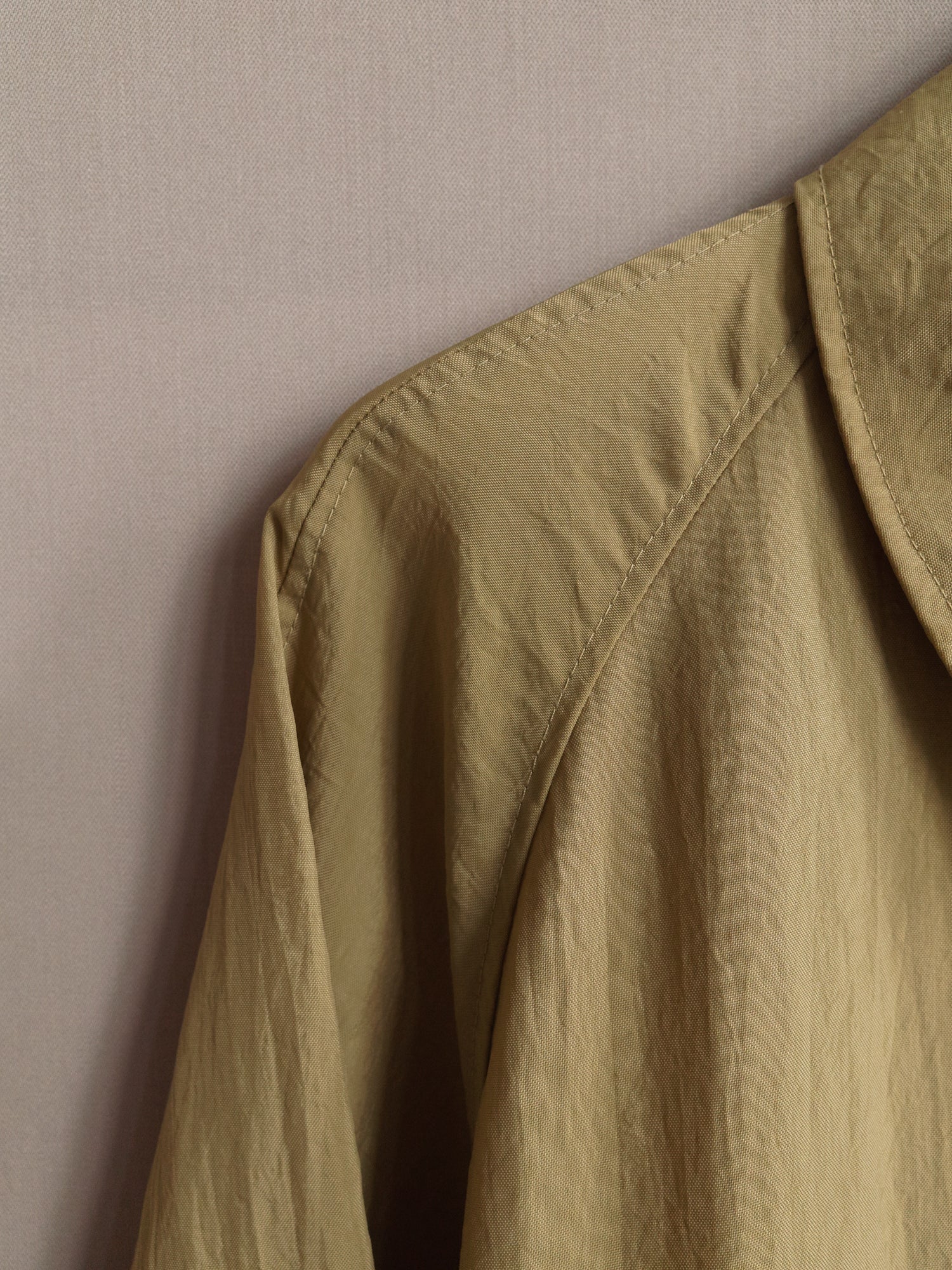 vintage 1990s khaki creased nylon covered placket mackintosh coat - womens M L S