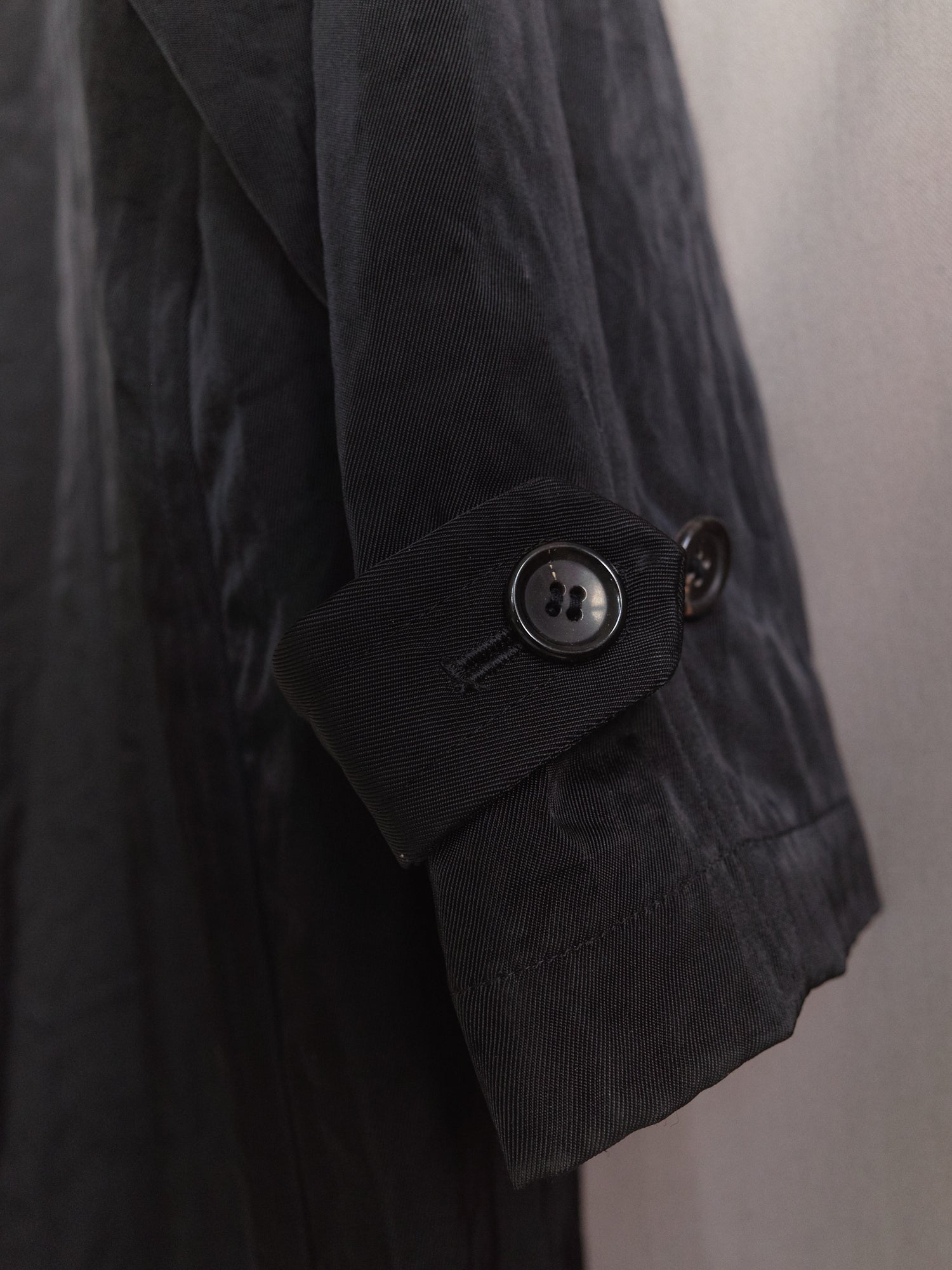 Comme des Garcons Homme AW1993 black creased nylon mackintosh coat - mens M