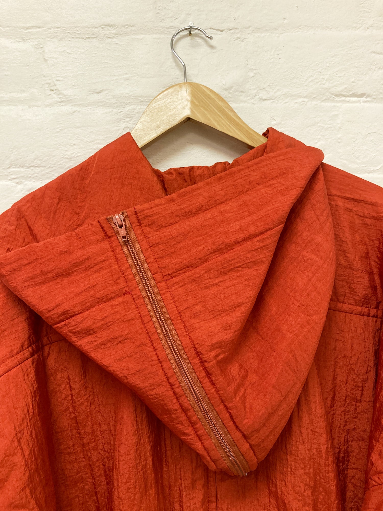 Windcoat Issey Miyake 1980s-90s burnt orange creased polyester hood coat - S M