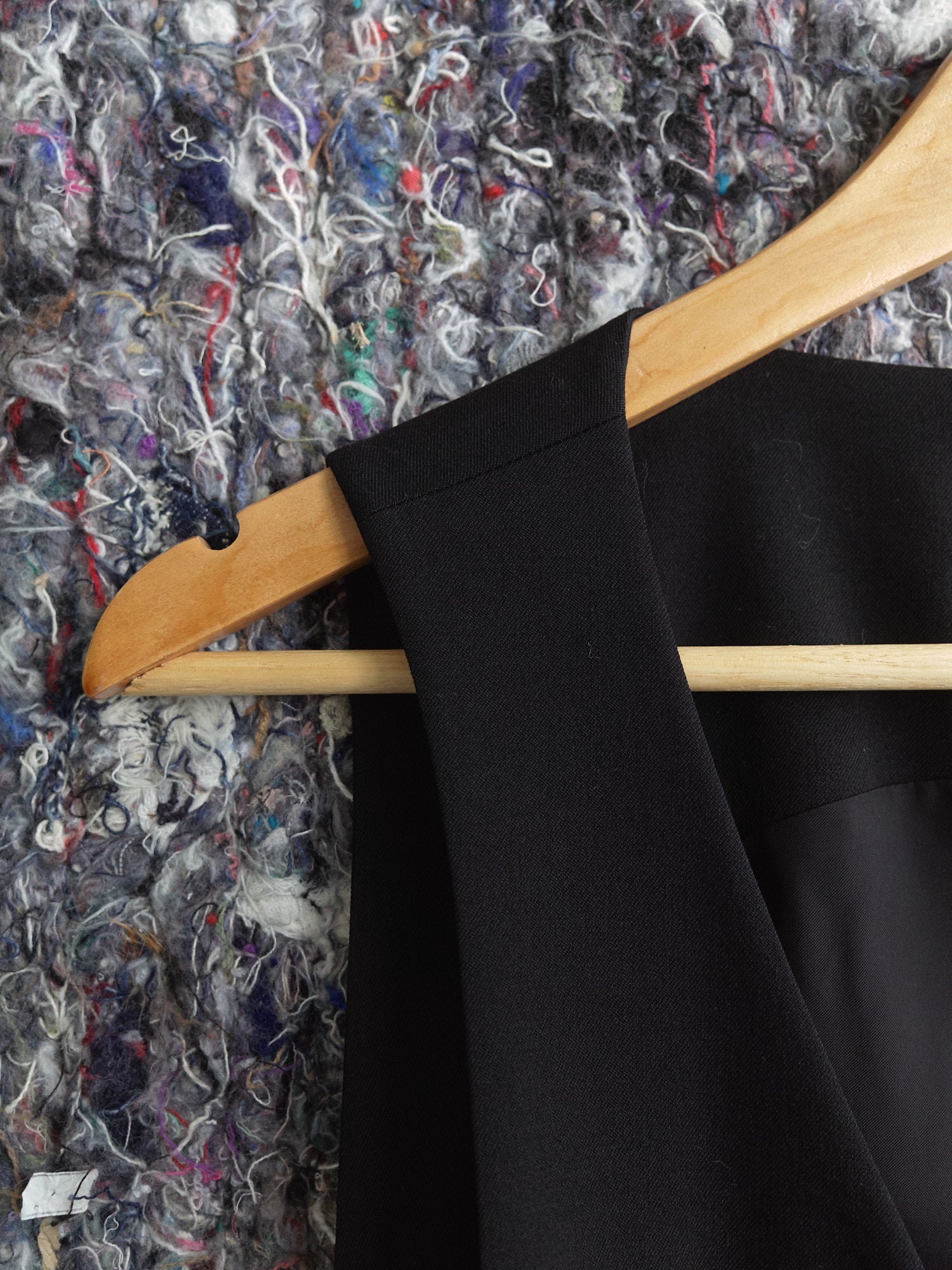 Naoki Takizawa black wool 'hand stitch' buttoned v neck sleeveless dress - 38
