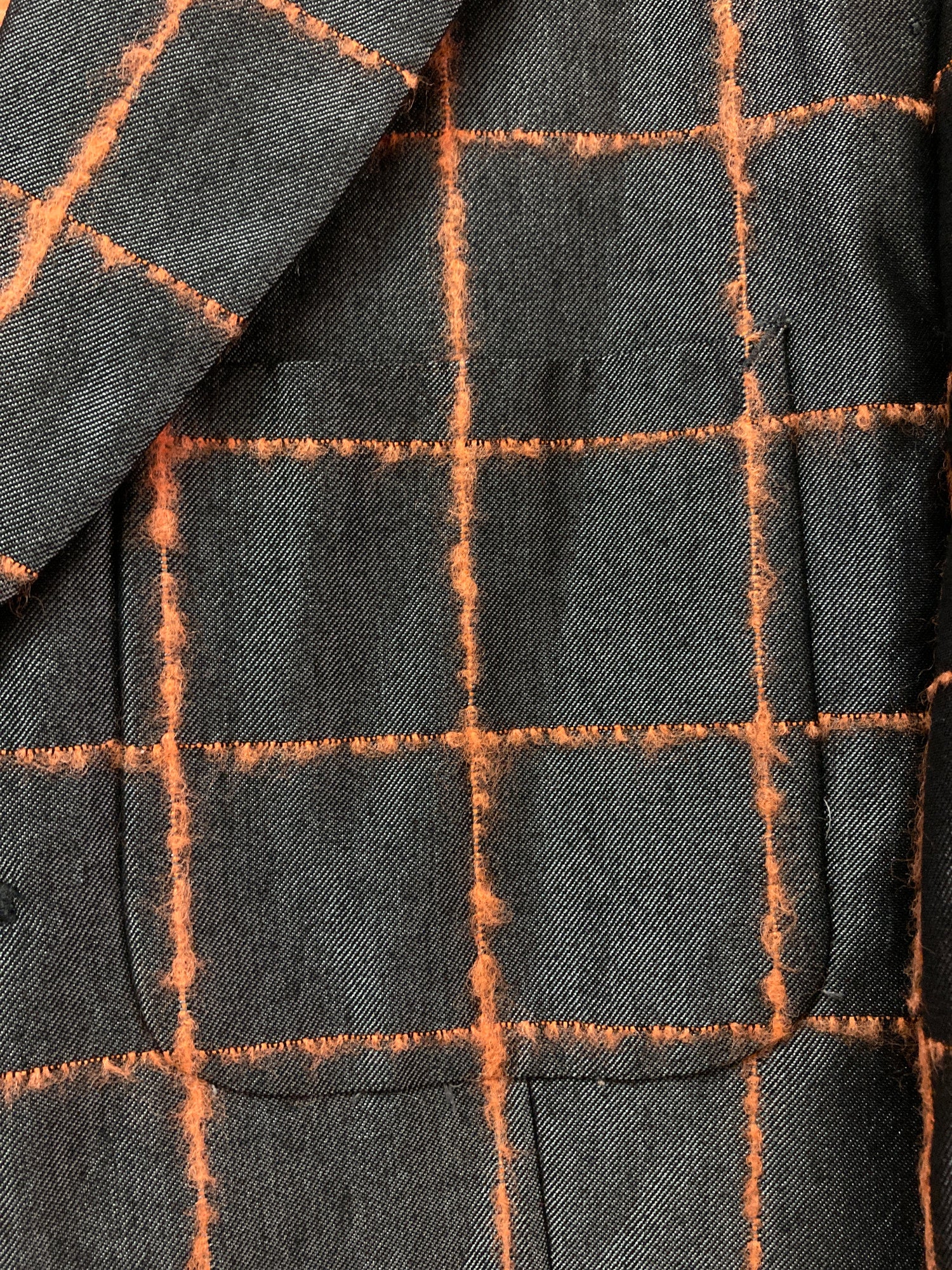 Toshiyuki Fuchigami glossy grey blazer with fluorescent orange check - size 48