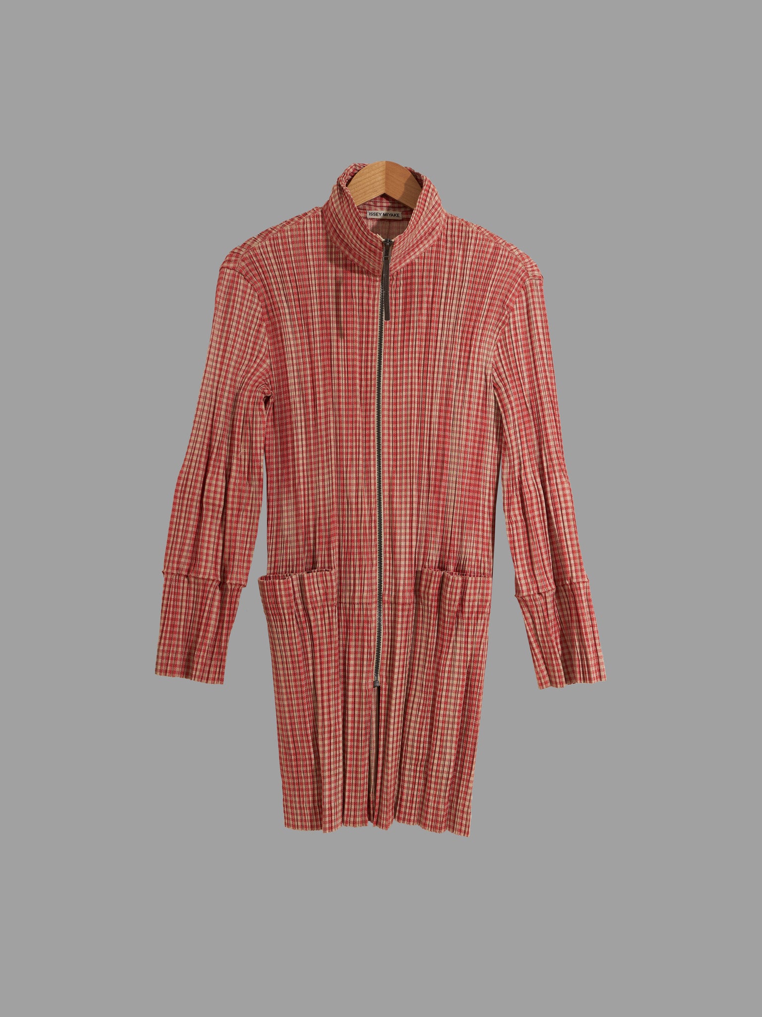 Issey Miyake orange gingham pleated polyester high neck zip coat - L M