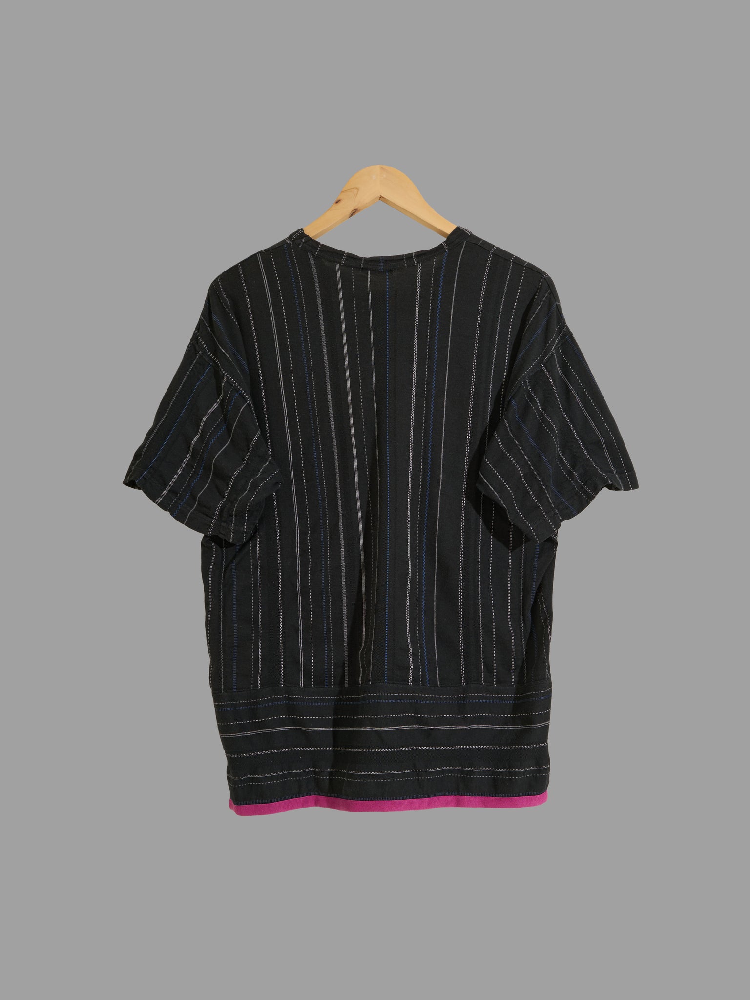Comme des Garcons Homme black striped cotton tshirt with pink taped hem - M
