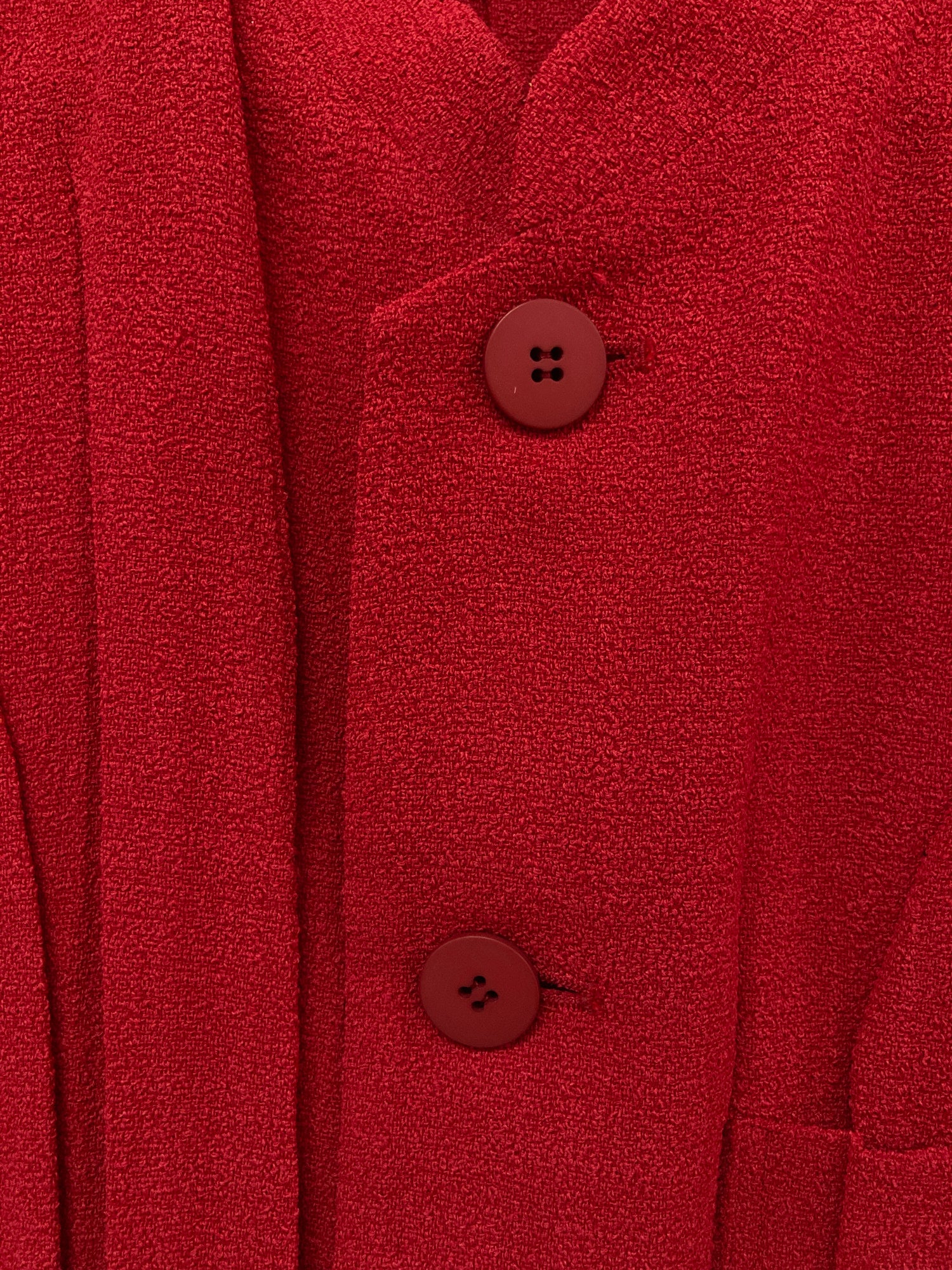 Issey Miyake red creased polyester 5 button stand collar blazer - size M L