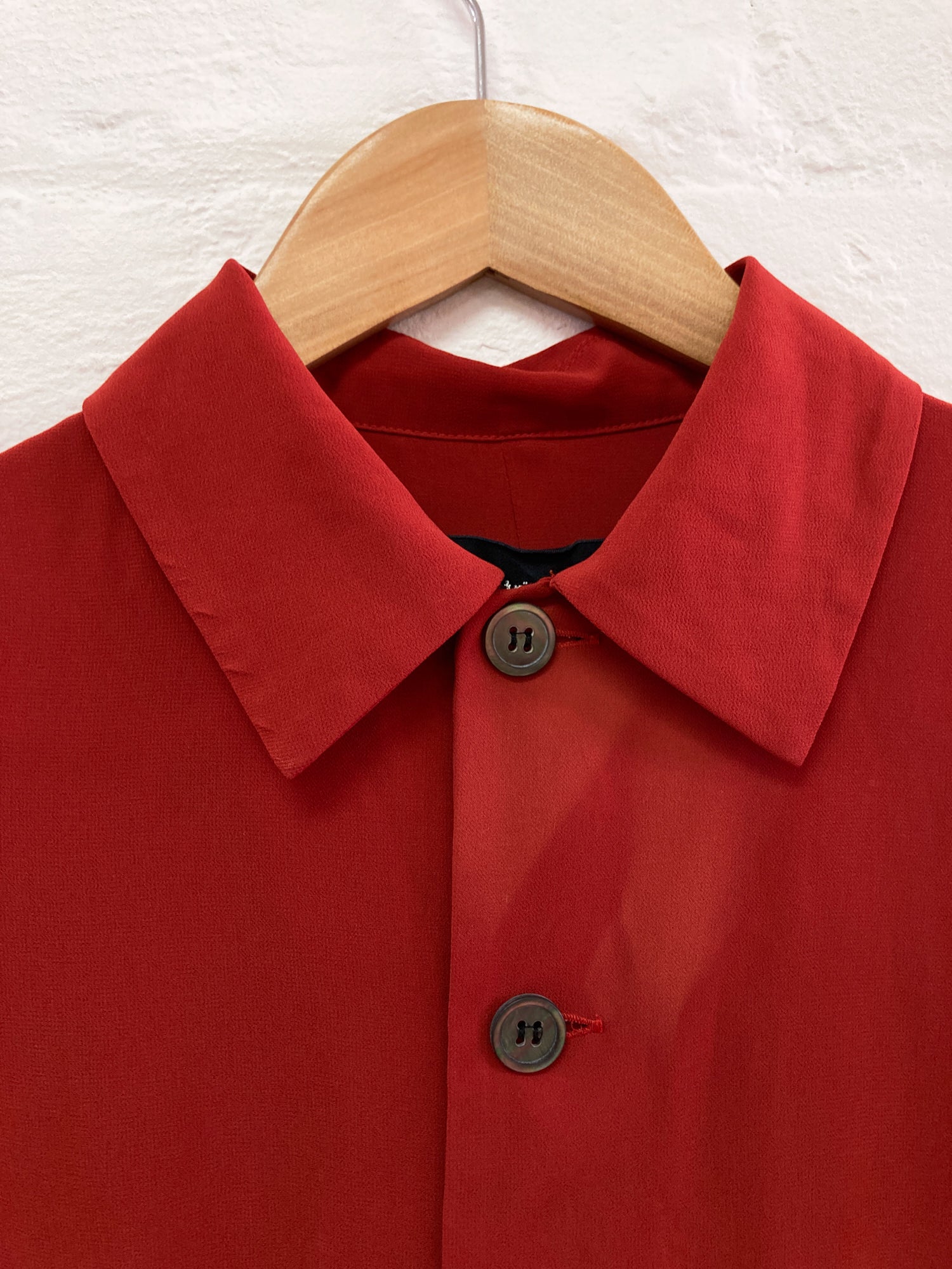 Comme des Garcons 1996 burgundy polyester crepe short sleeve darted shirt - S M