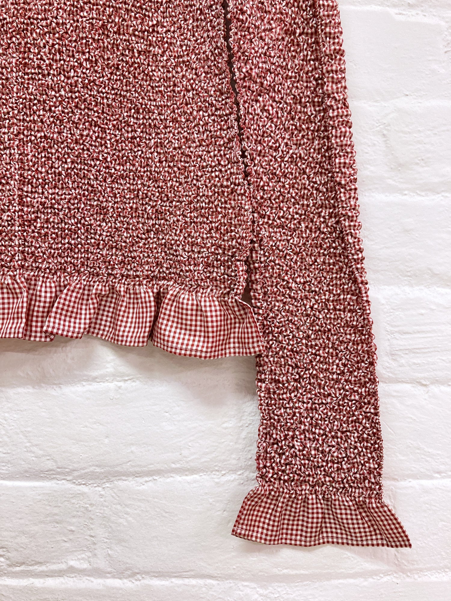 Yoshiki Hishinuma Peplum red gingham pleated hem and sleeve