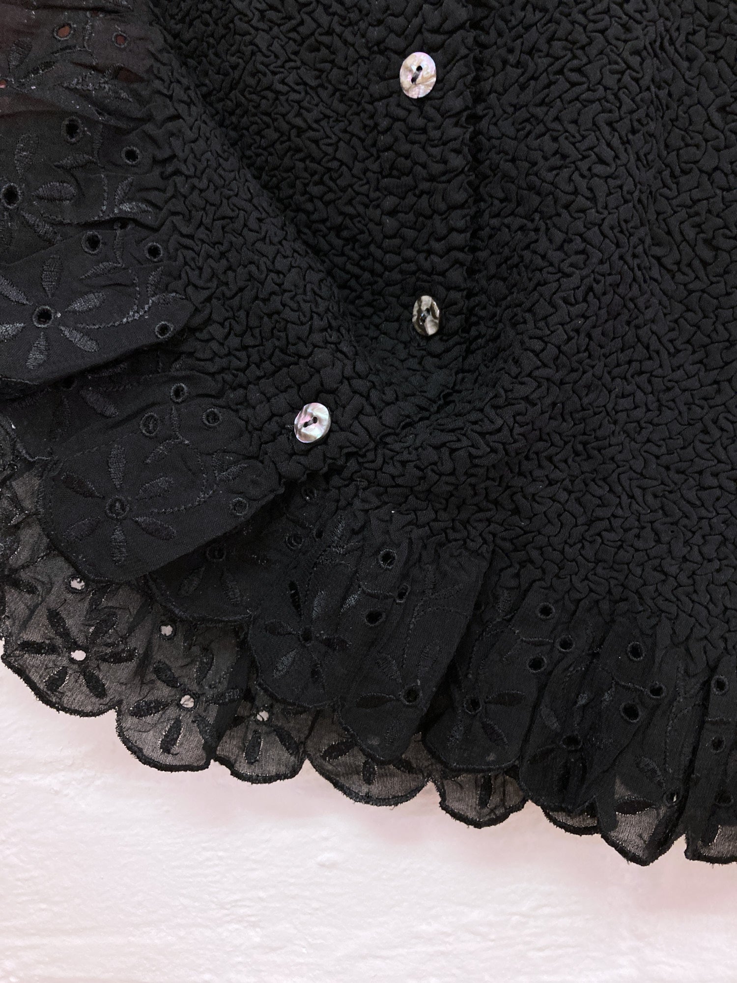 Yoshiki Hishinuma Peplum black wrinkled poly lace trim half sleeve shirt - 2 S