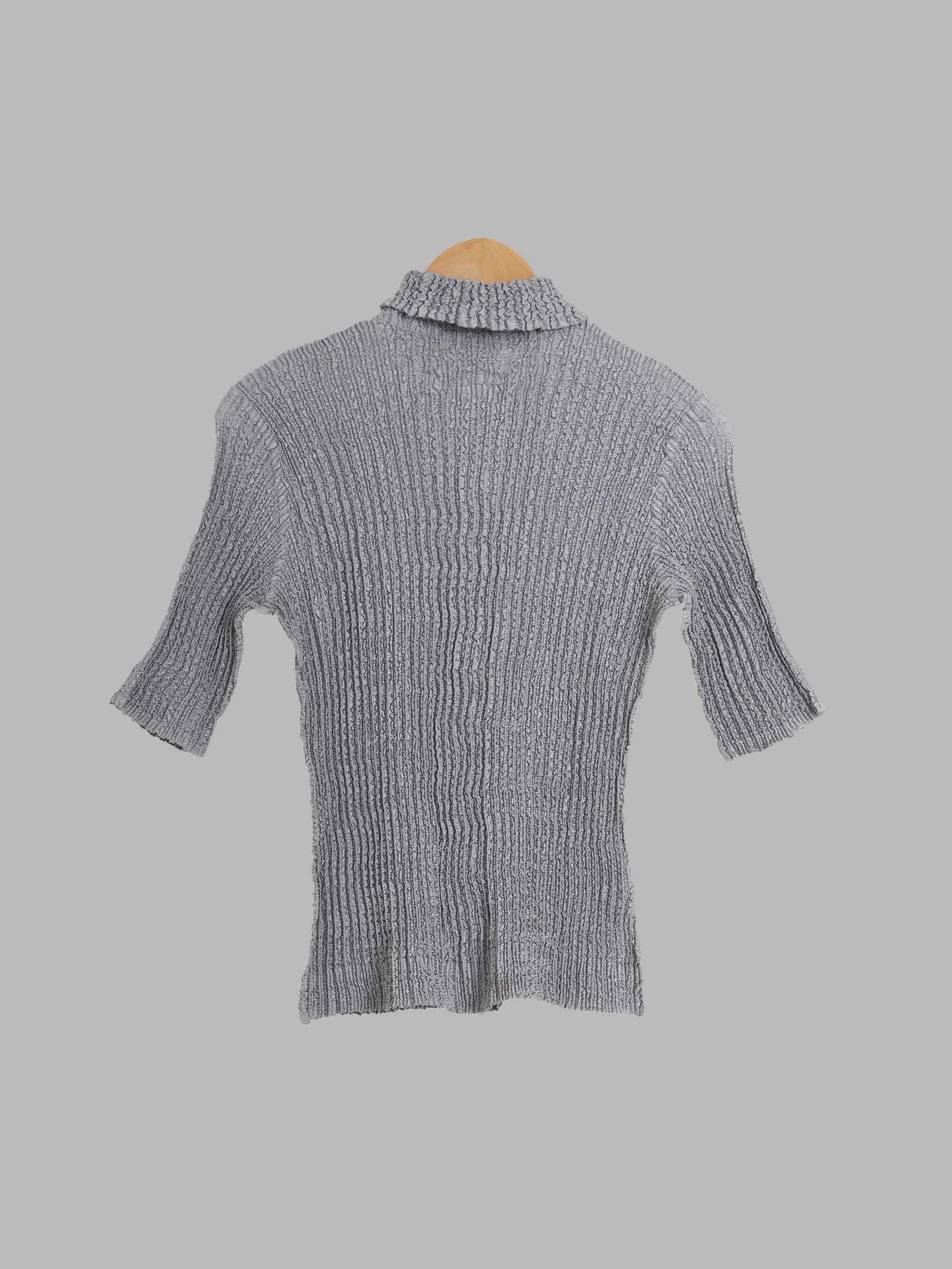Yoshiki Hishinuma Peplum grey pleated polyester half sleeve shirt - size 2 S M