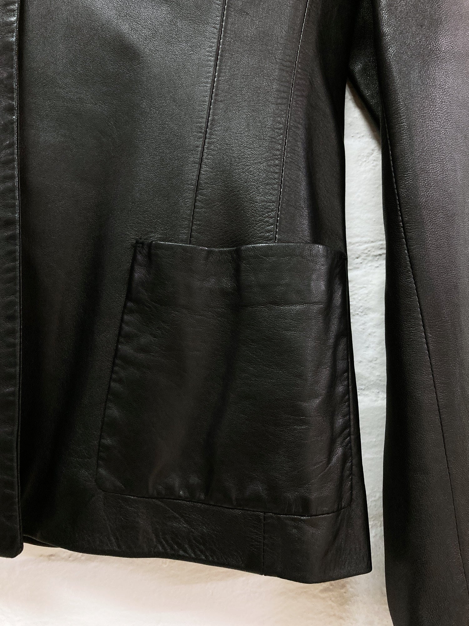 Jil Sander black leather 2 button blazer - size 34