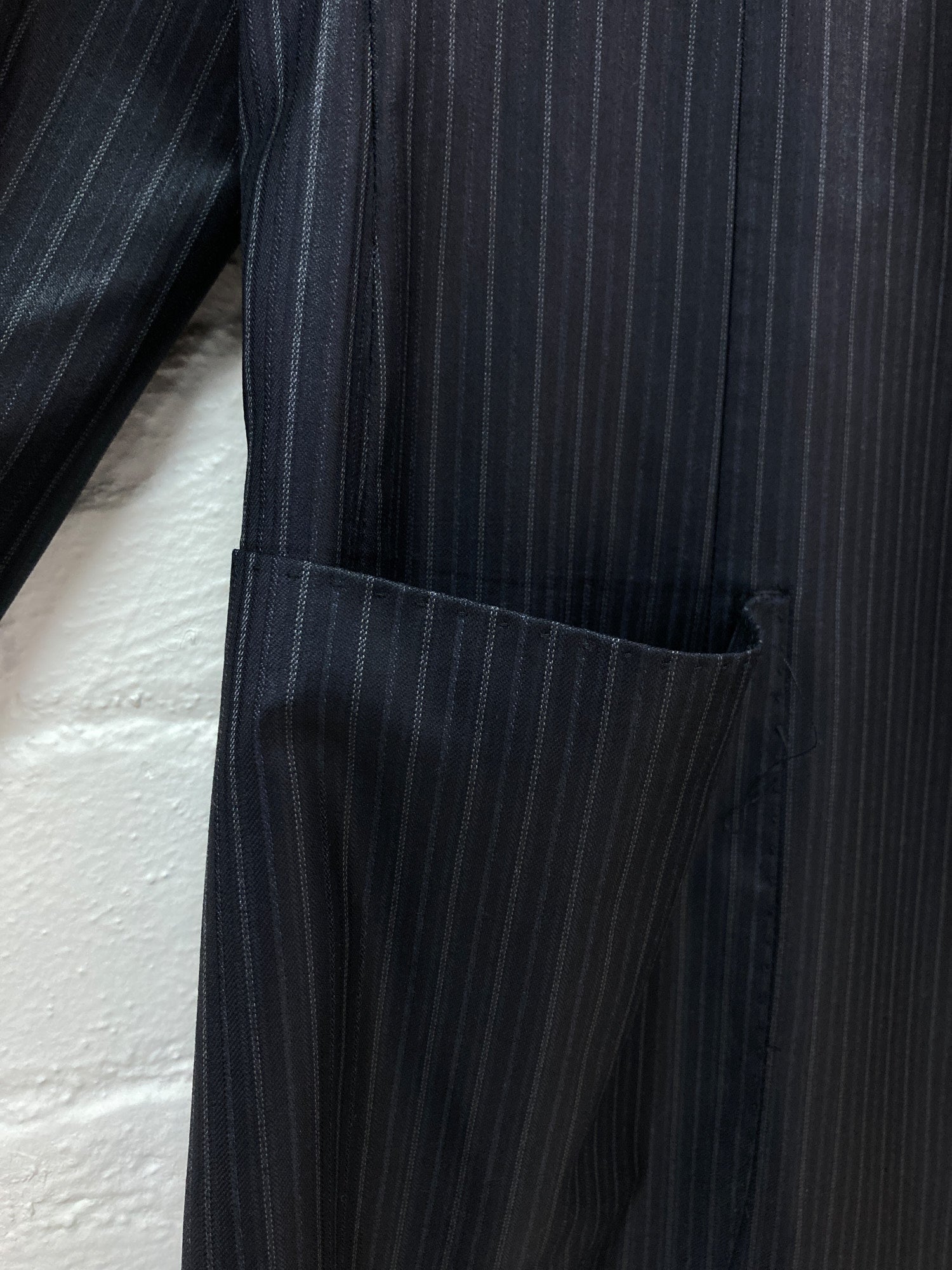 Romeo Gigli glossy striped wool two button trouser suit - mens 46 48