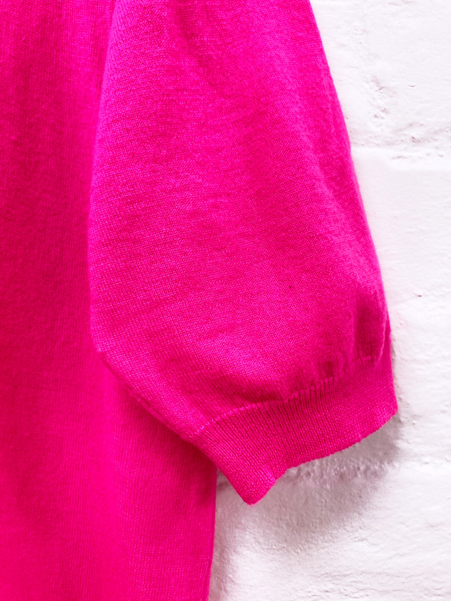 Robe de Chambre Comme des Garcons 1989 shocking pink wool short sleeve sweater